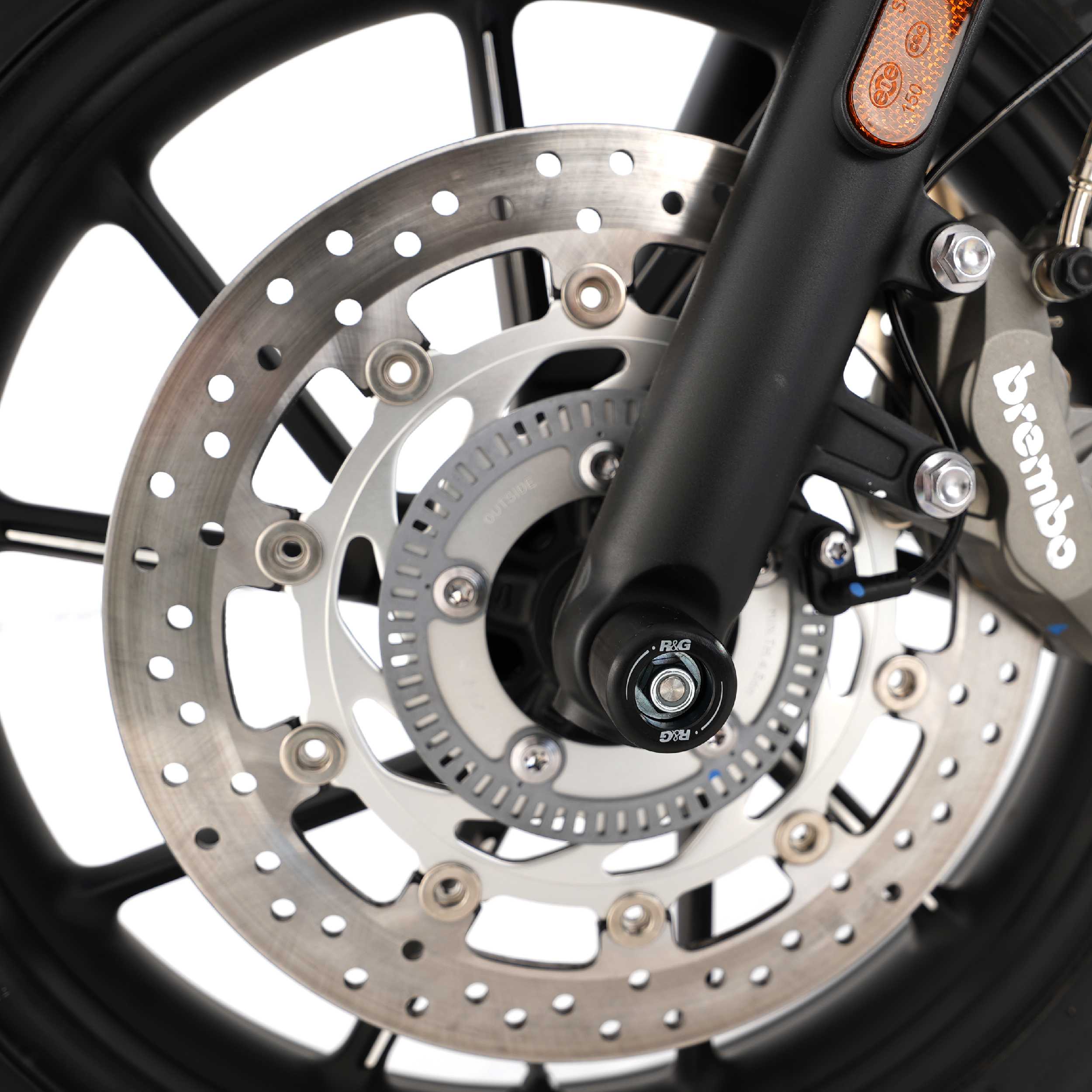 R&G Fork Protectors for Triumph Bonneville Bobber (17)