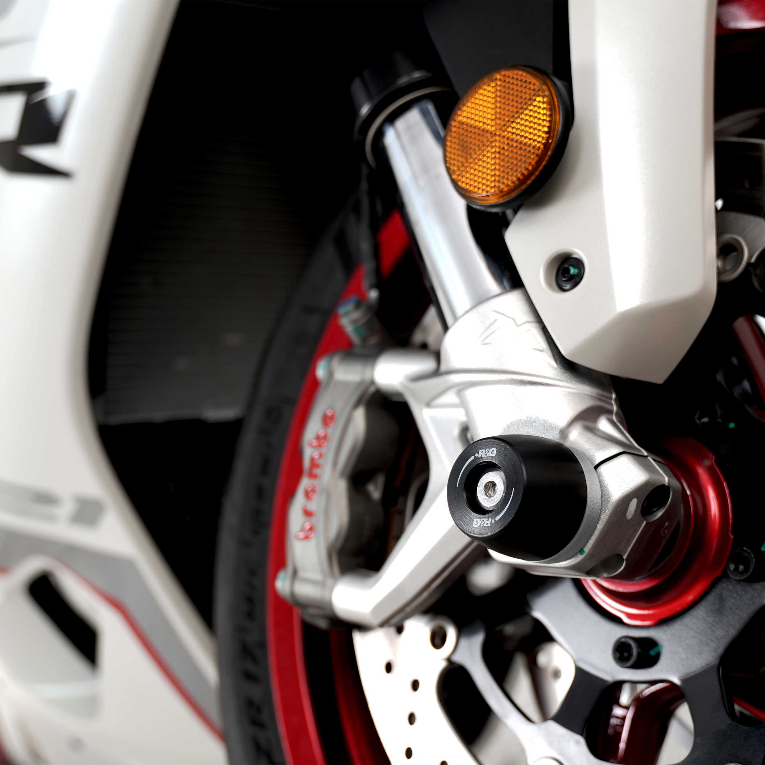 R&G Apex Fork Protectors for QJMotor SRK 921 RR (25-26)