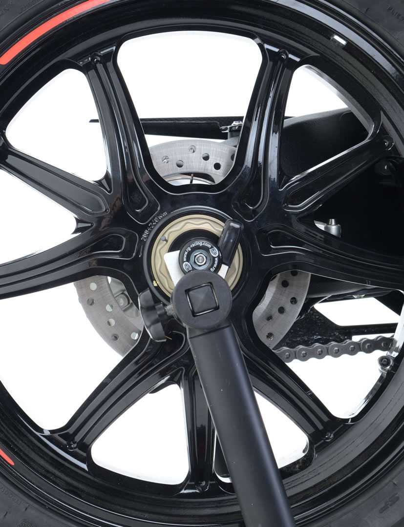 R&G Spindle Swingarm Protectors for QJMotor SRK 921 RR (25-26)