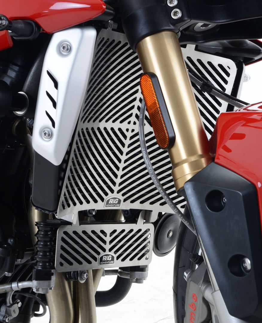 R&G Oil Cooler Guard Stainless Steel for Triumph Speed Triple 1050 RS (18-20)