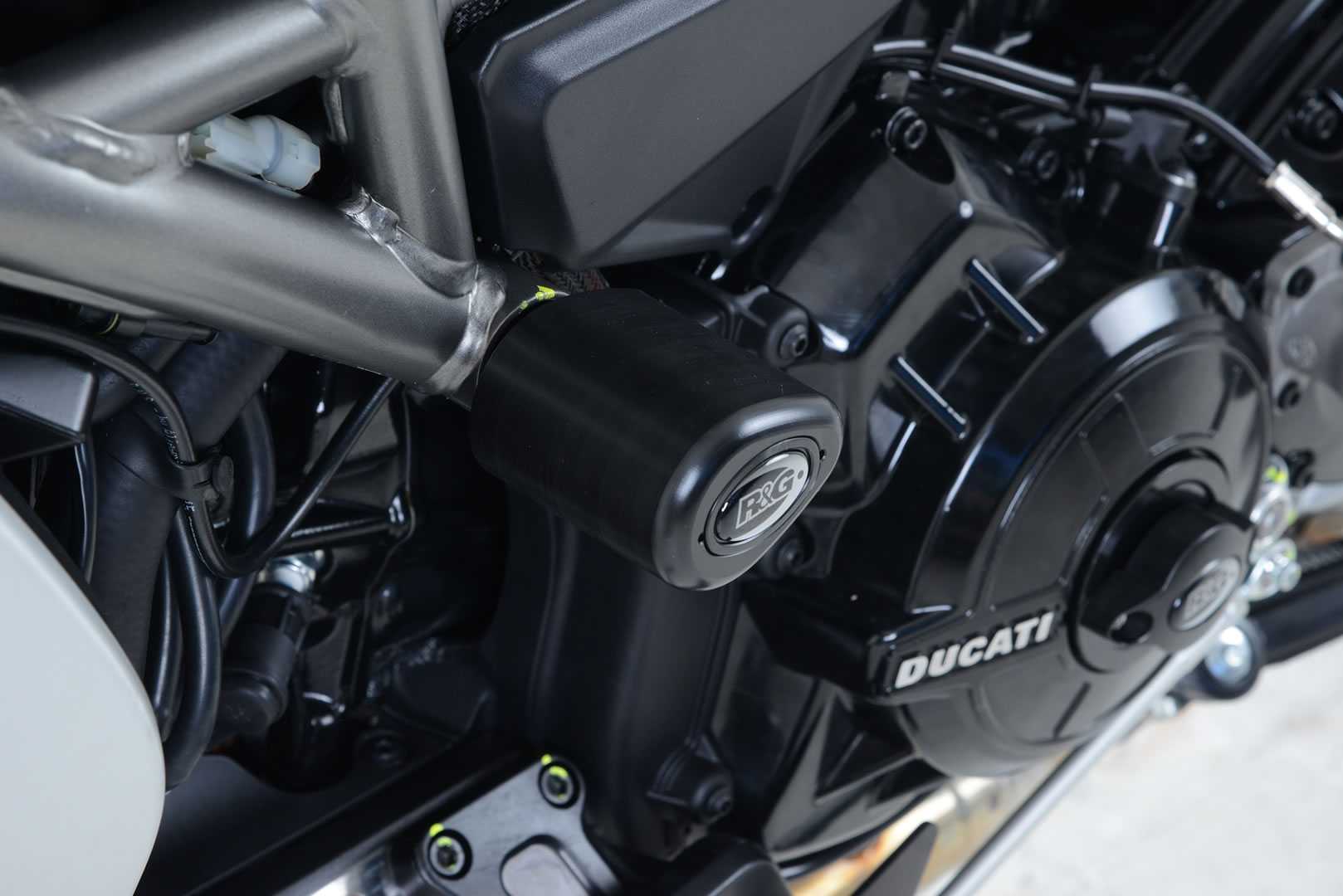 R&G Aero Frame Sliders for Ducati XDiavel 1260 (16-20)