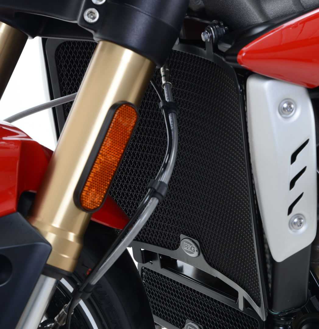 R&G Radiator Guard Black for Triumph Speed Triple 1050 RS (18-20)