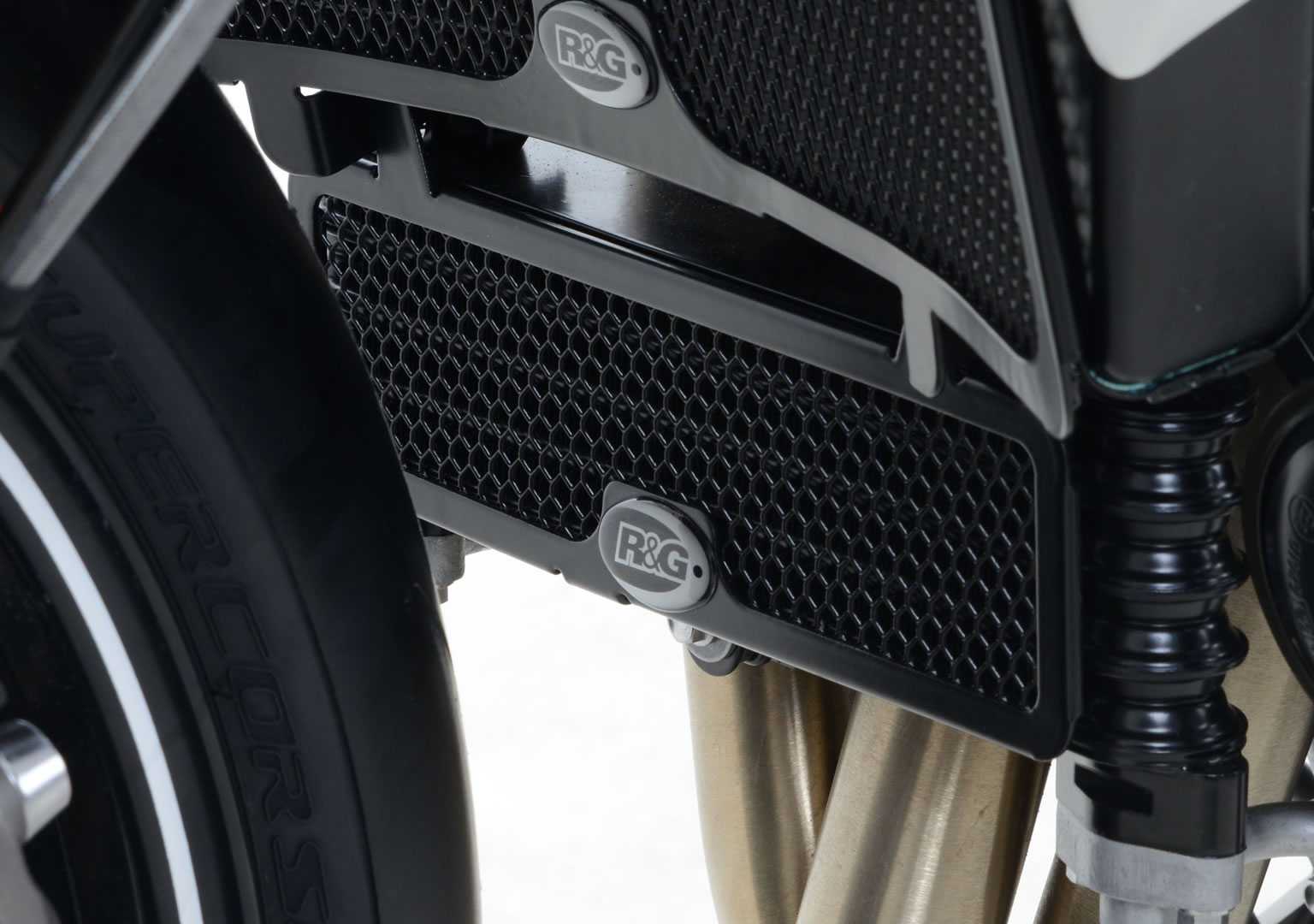 R&G Oil Cooler Guard Black for Triumph Speed Triple 1050 S (16-18)