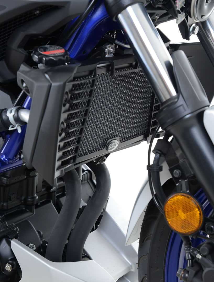 R&G Radiator Guard for Yamaha R25 (14-20)