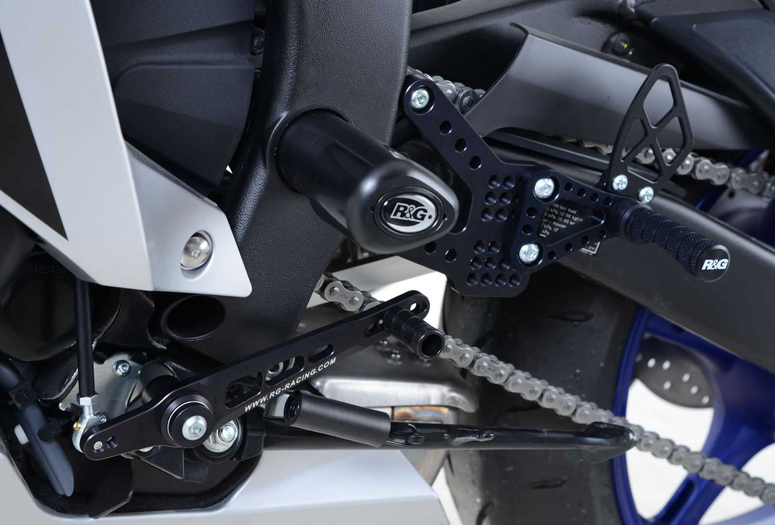 R&G Adjustable Rearsets for Yamaha R6 (06-16)