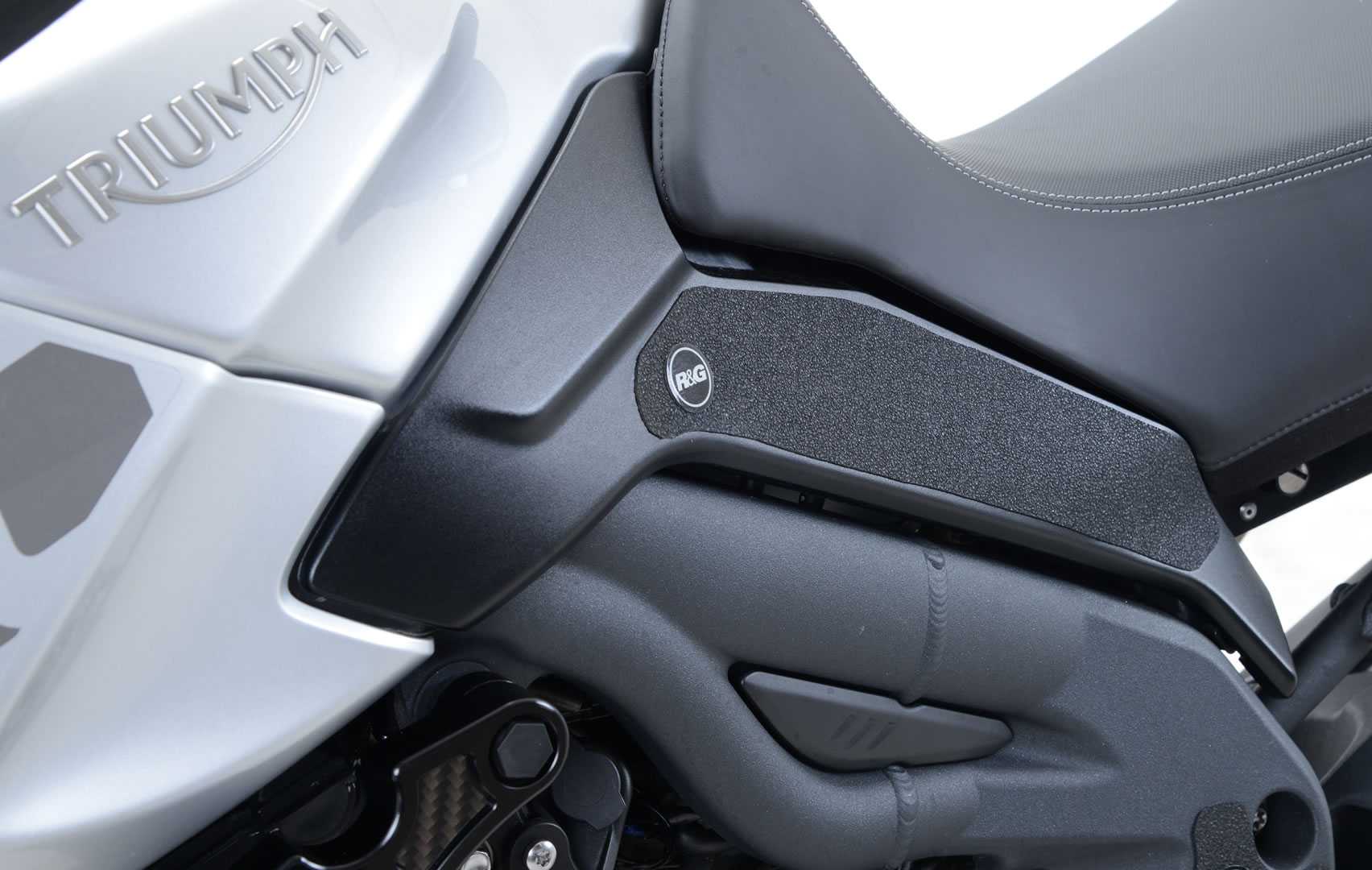 R&G Tank Traction Grips for Triumph Tiger 1050 Sport (16-18)