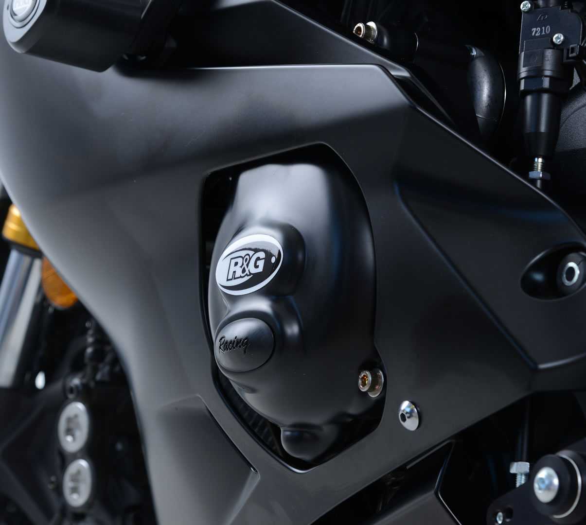 R&G Engine Cover for Yamaha R6 (06-20)