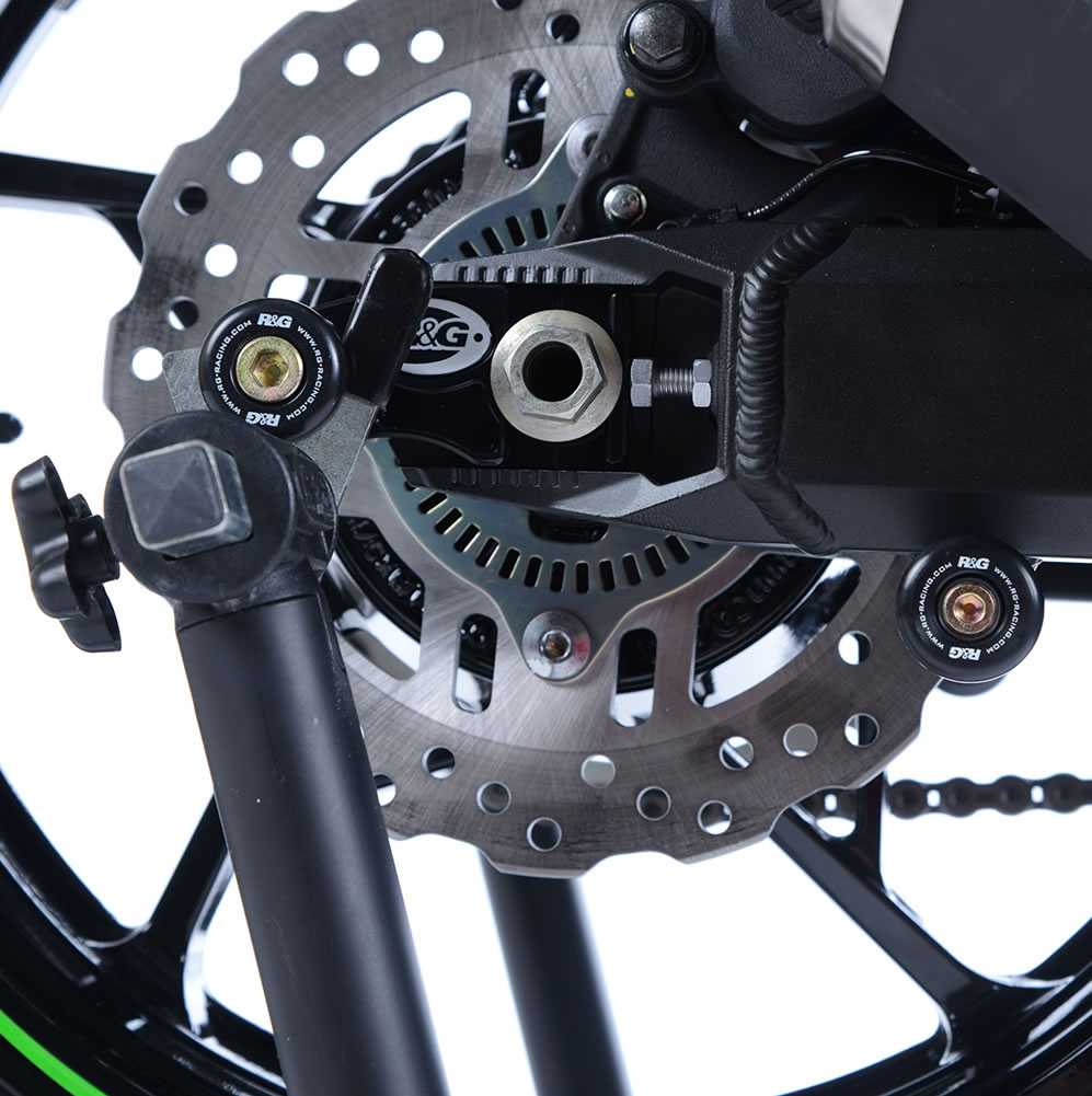 R&G Offset Cotton Reels for Kawasaki Z900 (17-26)