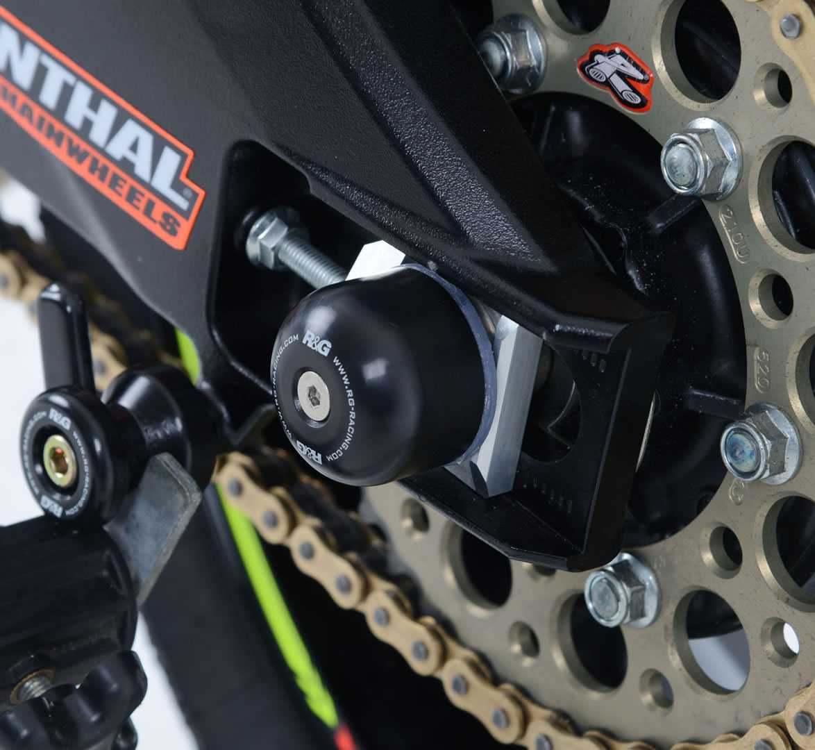 R&G Swingarm Protectors for Suzuki GSX-R1000 (17-22)