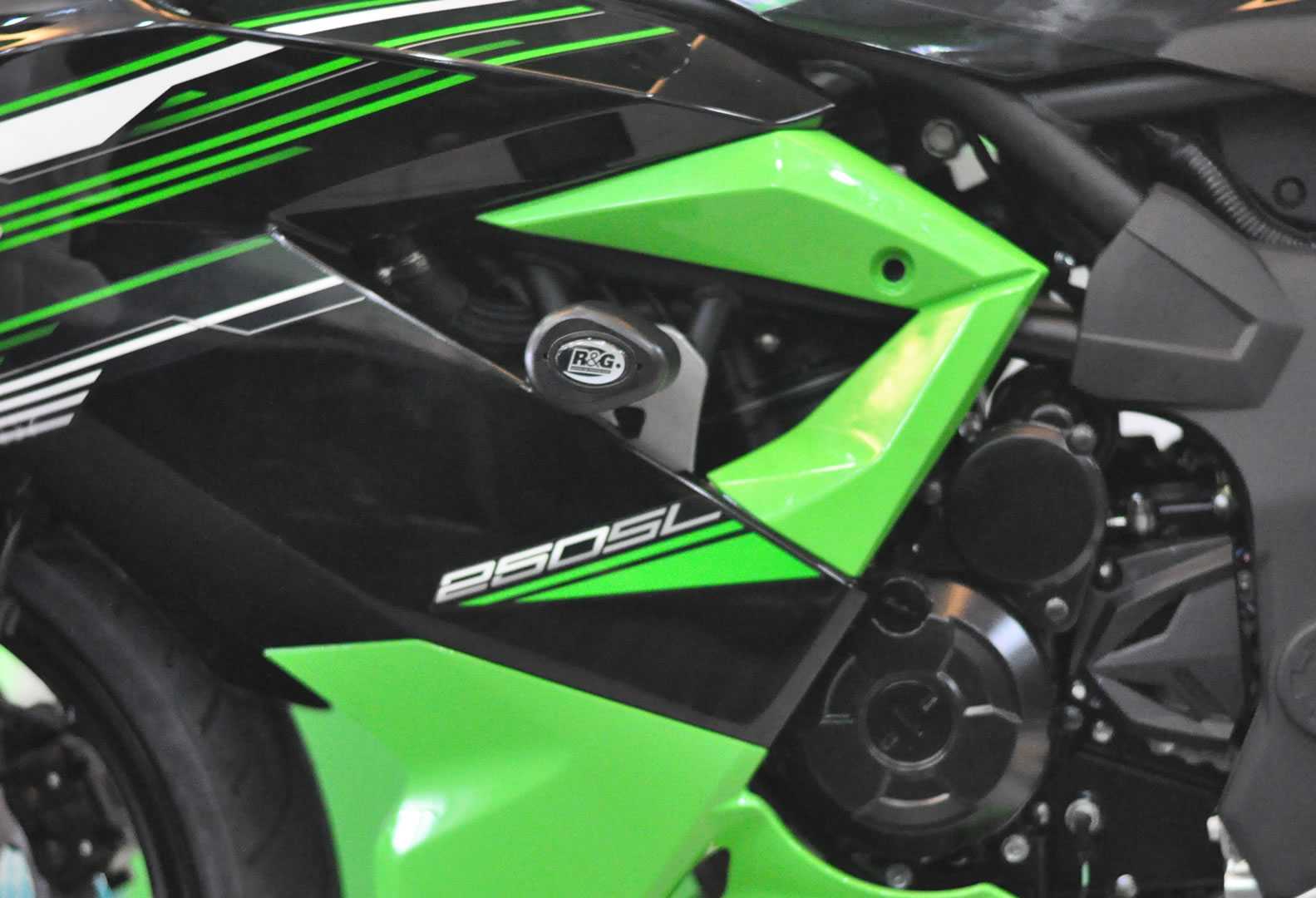 R&G Aero Frame Sliders for Kawasaki Ninja 125 (19-26)
