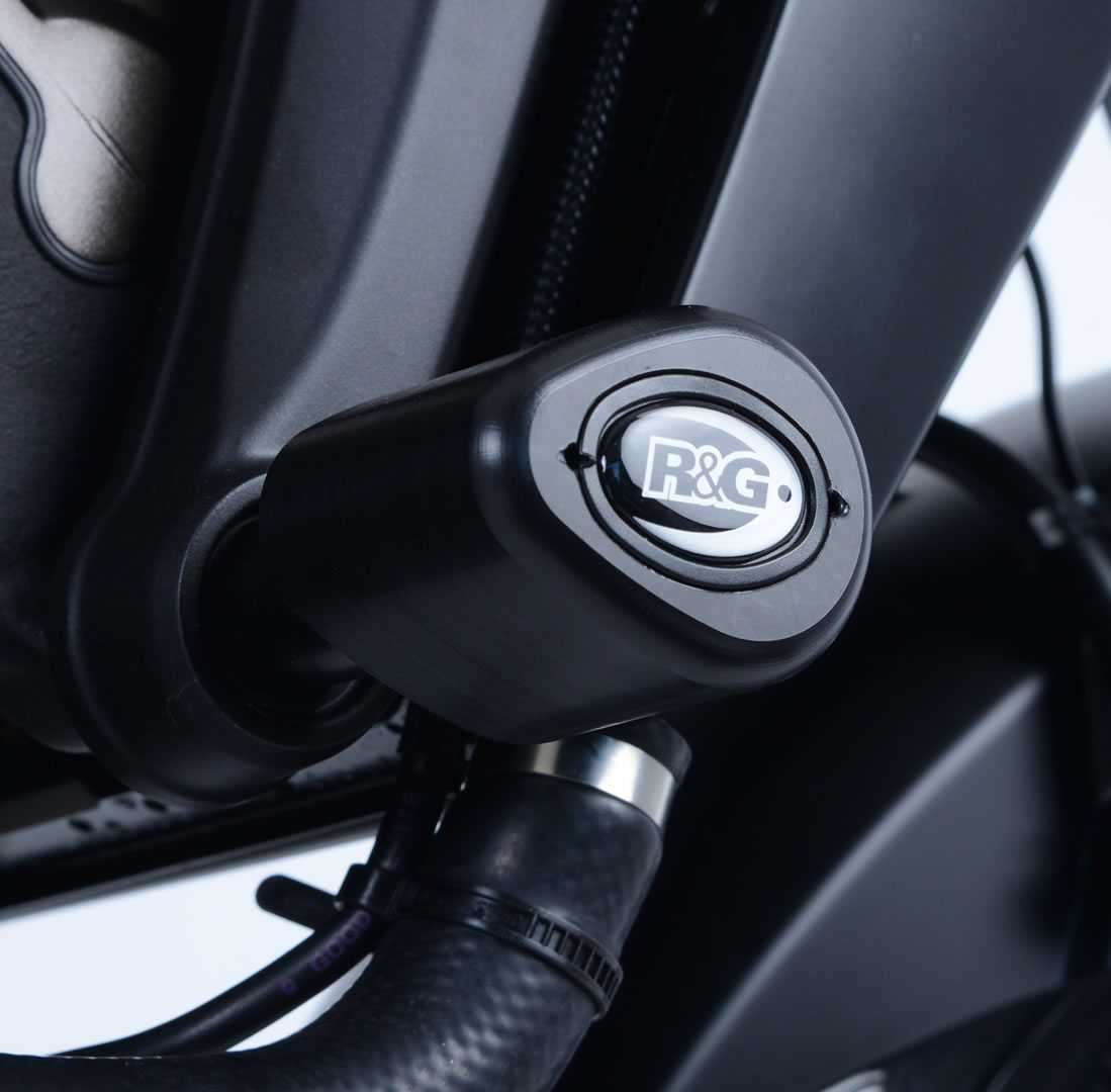 R&G Aero Frame Sliders for Yamaha FZS 600 (17-18)