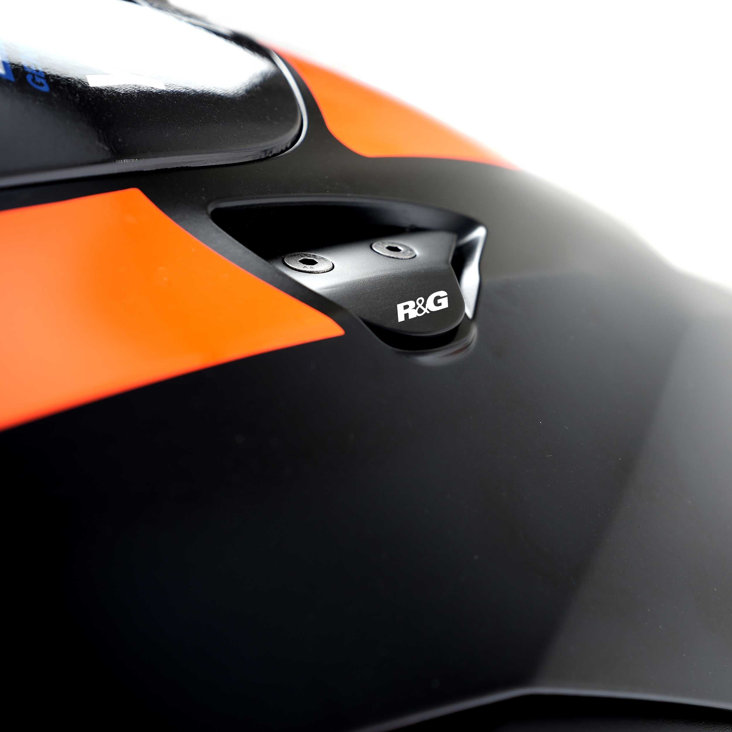 R&G Mirror Blanking Plates for Yamaha R9 (25-26)