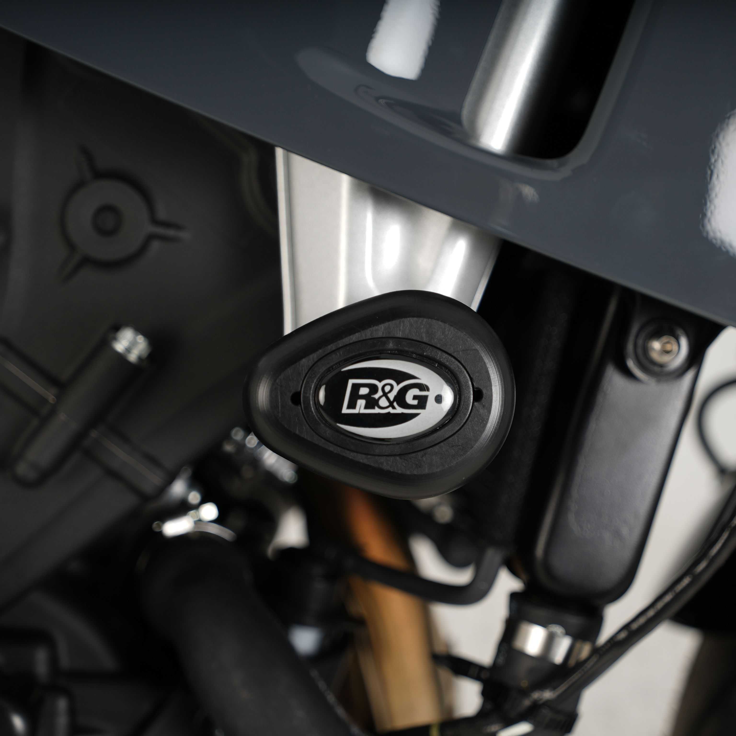 R&G Aero Frame Sliders for Yamaha XSR900 GP (24-26)