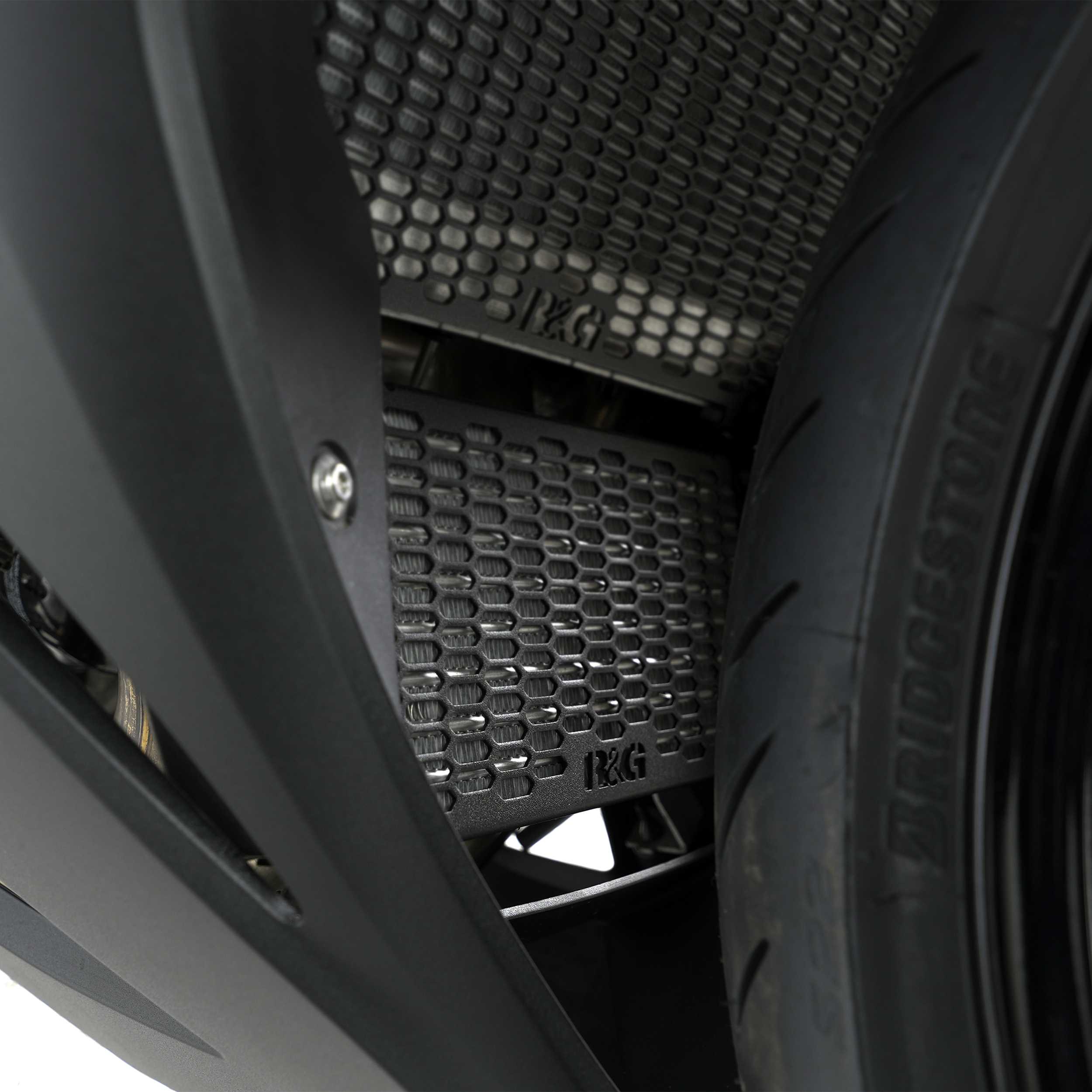 R&G Oil Cooler Guard for BMW S1000 R (21-26)