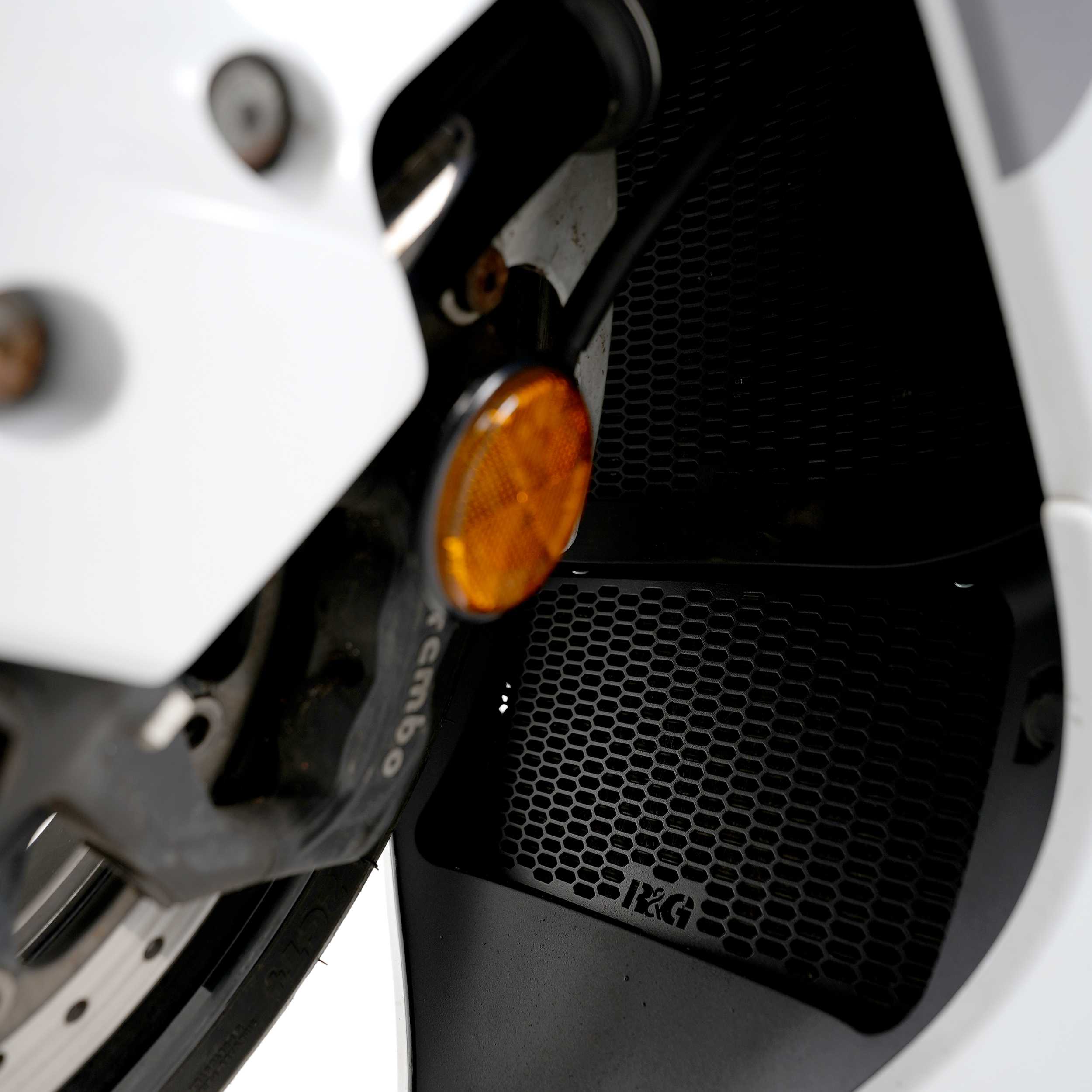R&G Pro Oil Cooler Guard for Suzuki Hayabusa 1300 (08-26)