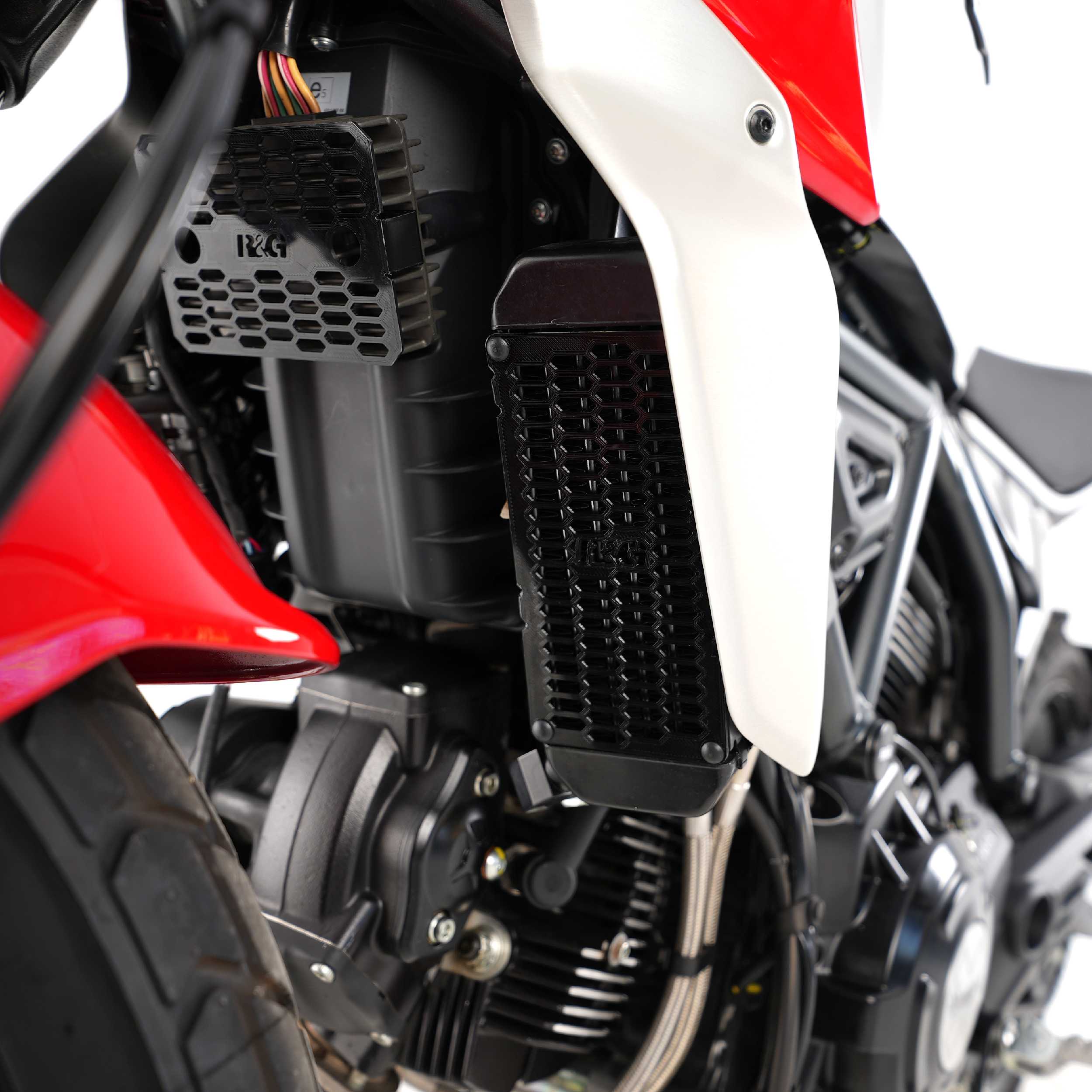 R&G Pro Oil Cooler Guard for Ducati Scrambler Urban Enduro (15-17)