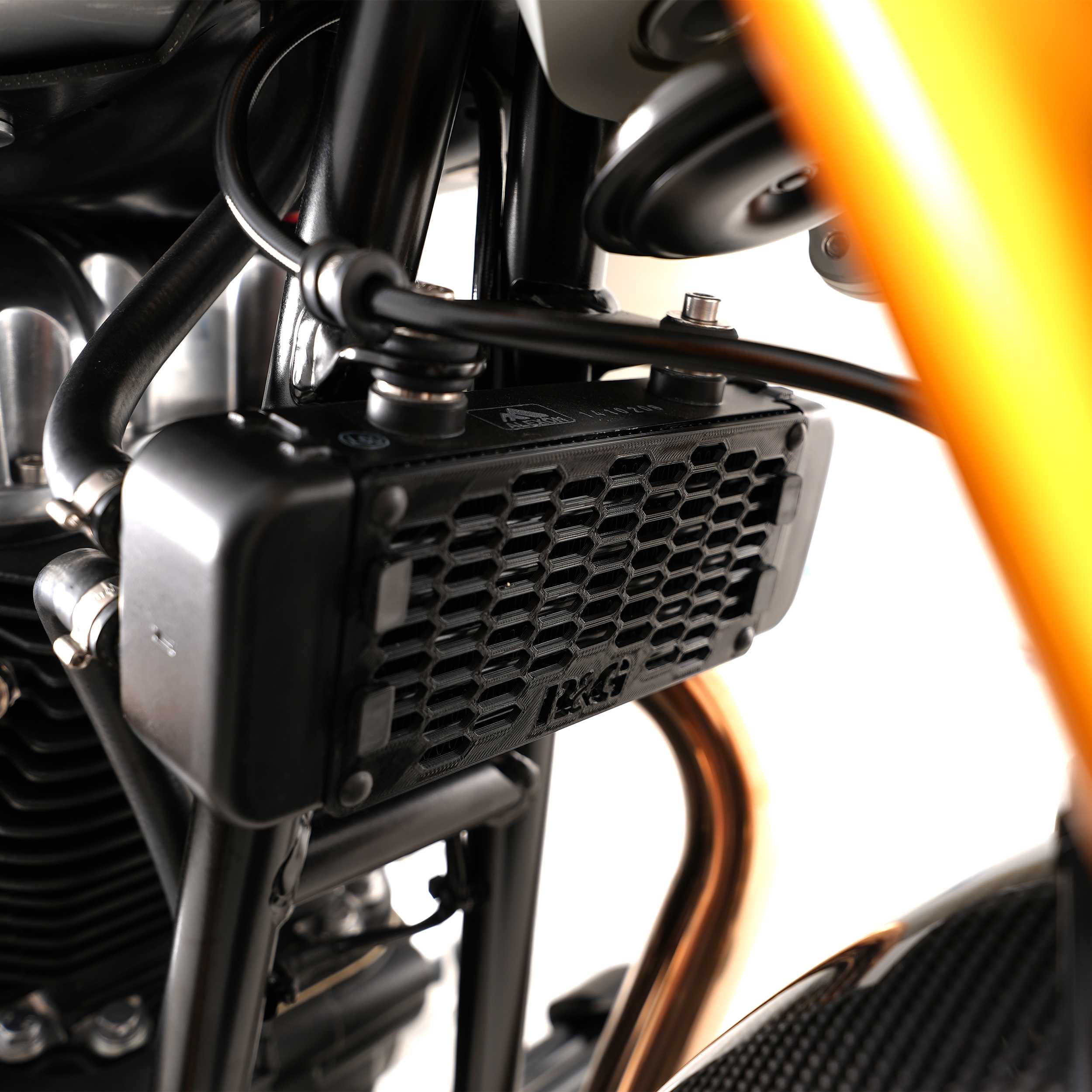 R&G Oil Cooler Guard for Norton Commando 961 (23-25)