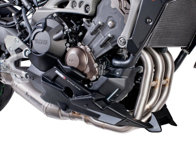 Puig Belly Pan In Carbon Look for Yamaha Tracer 900 (18-20)