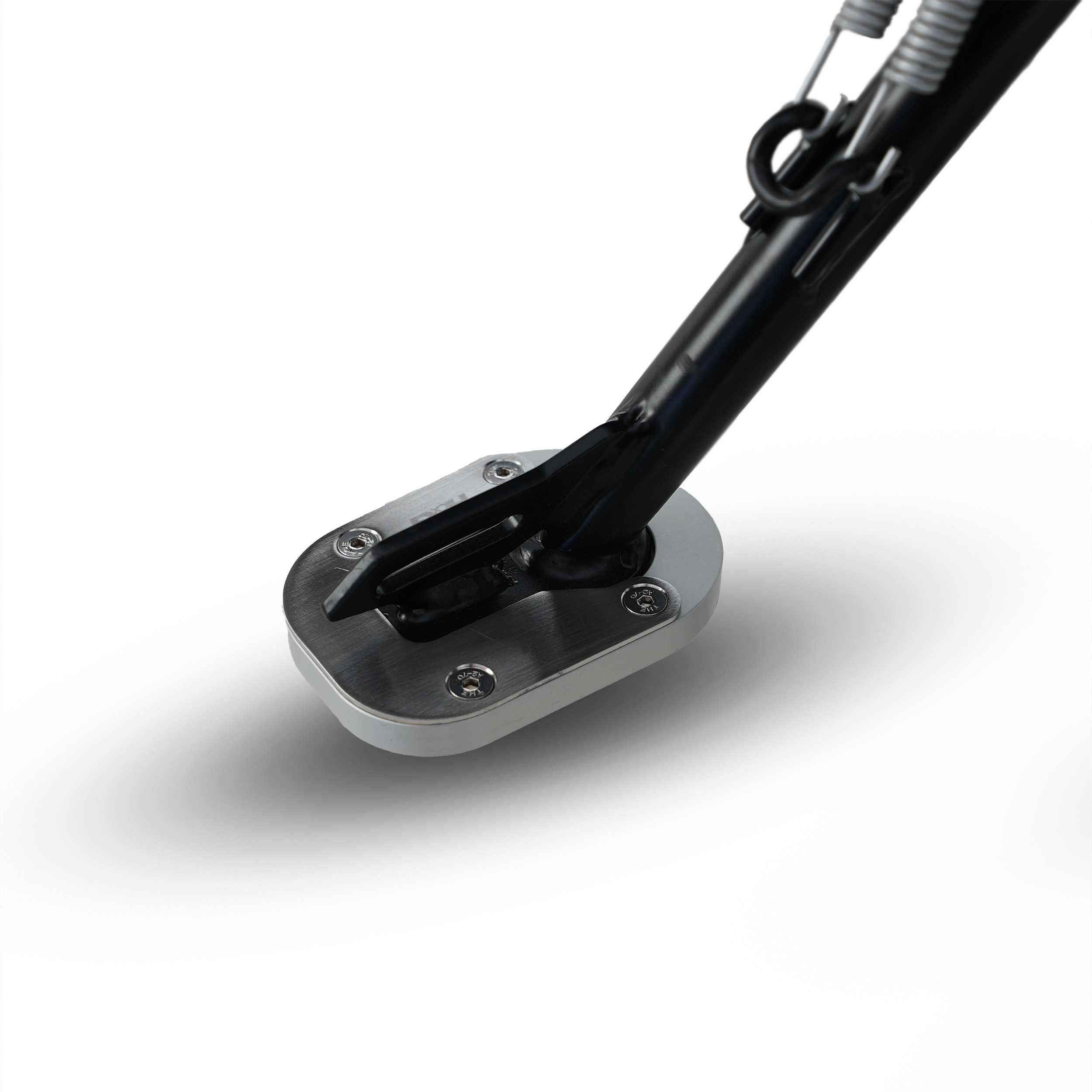R&G Kickstand Shoe for BMW F900 XR (20-24)