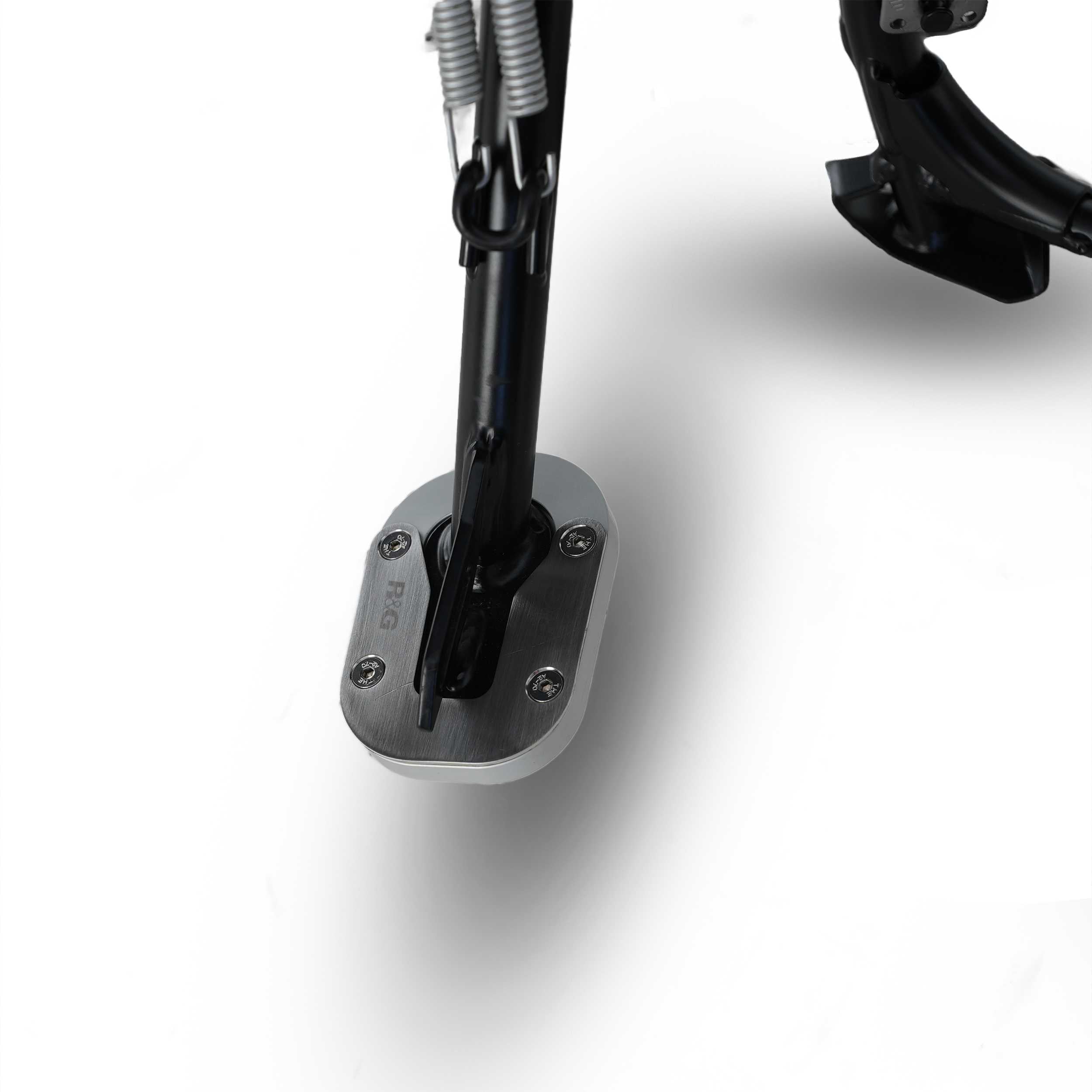 R&G Kickstand Shoe for BMW F900 XR (20-24)