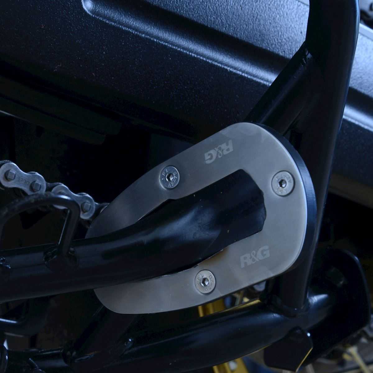 R&G Kickstand Shoe for Suzuki V-Strom 1050 XT (20-22)