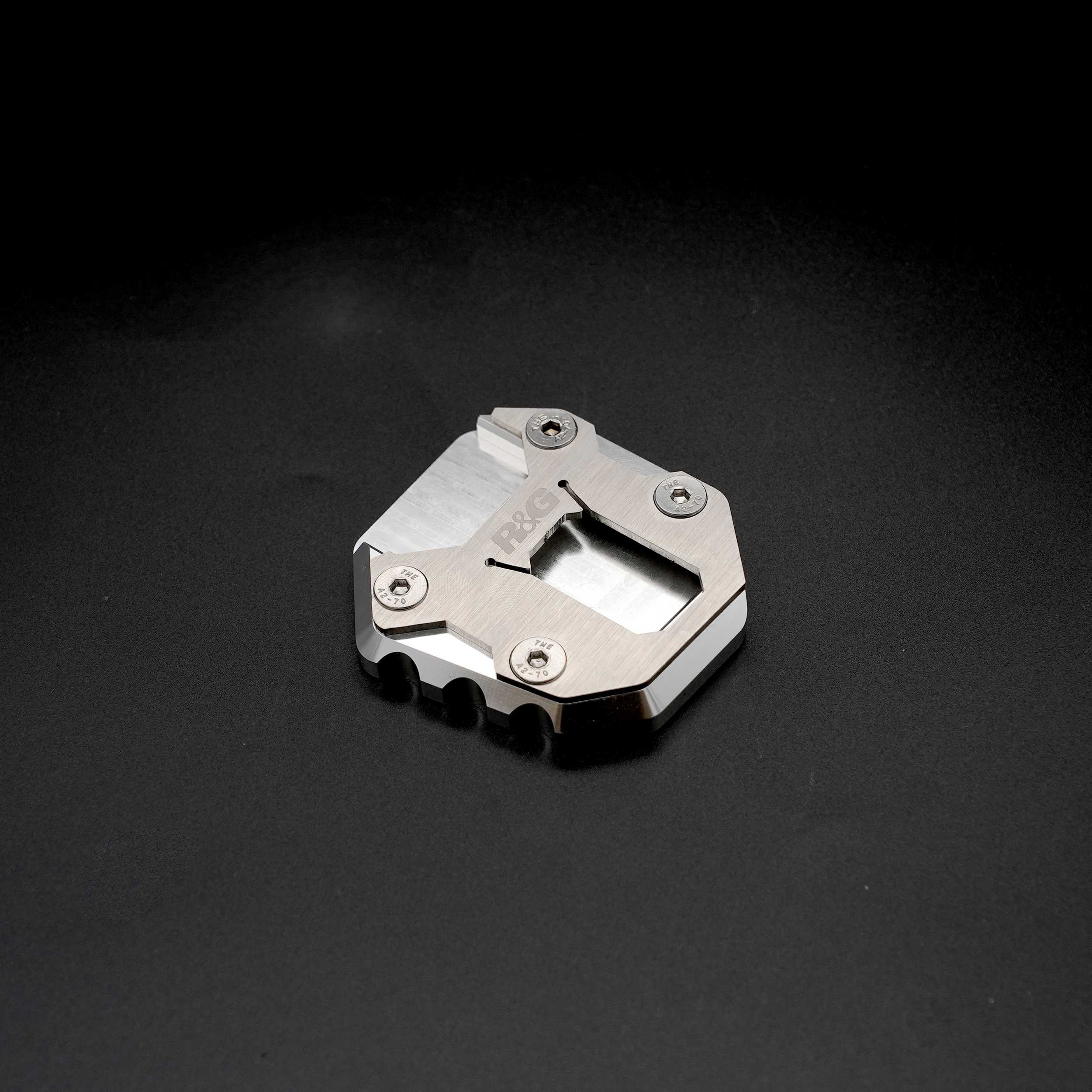 R&G Kickstand Shoe for Yamaha Tracer 9 GT (21-24)