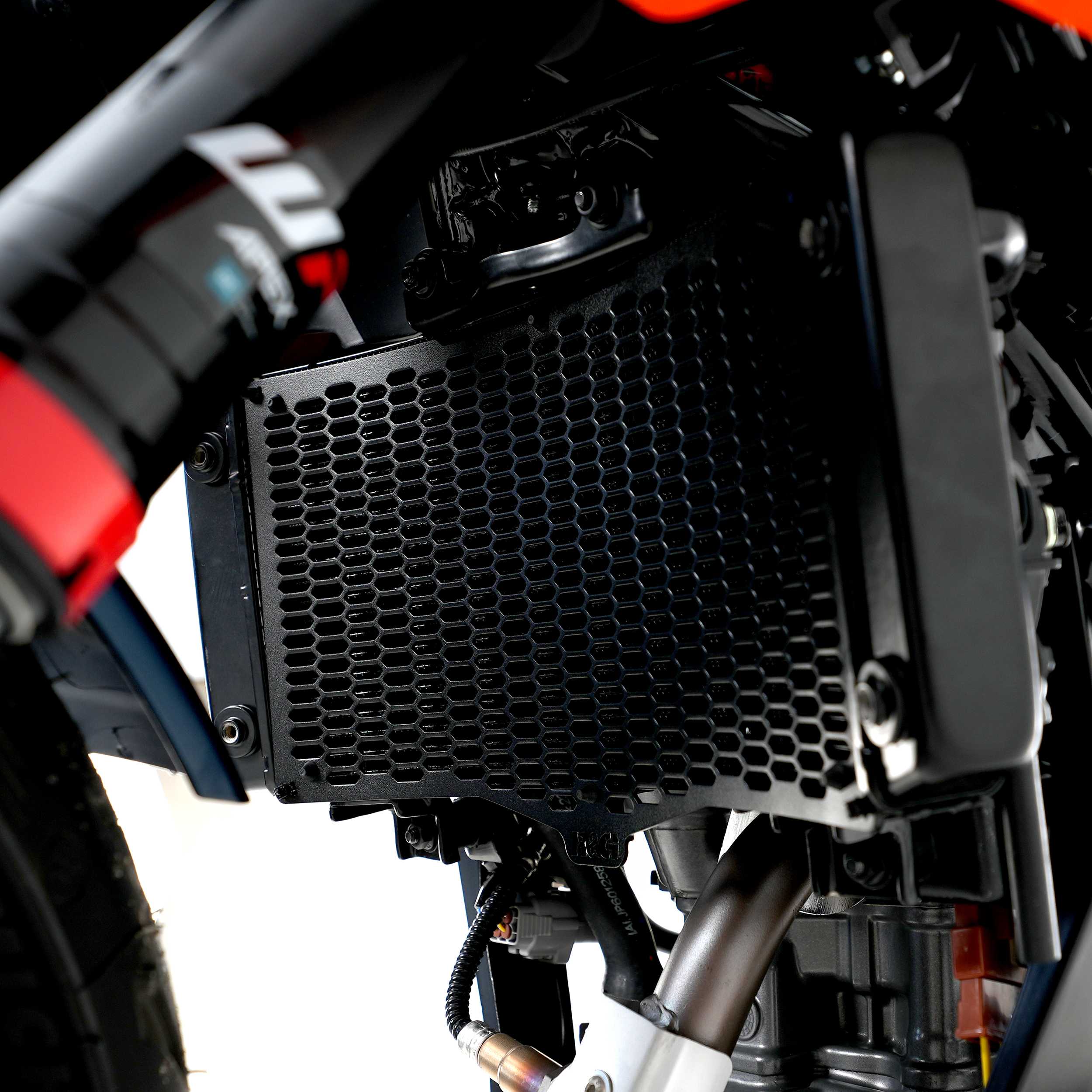 R&G Pro Radiator Guard for KTM 250 Duke (24-26)