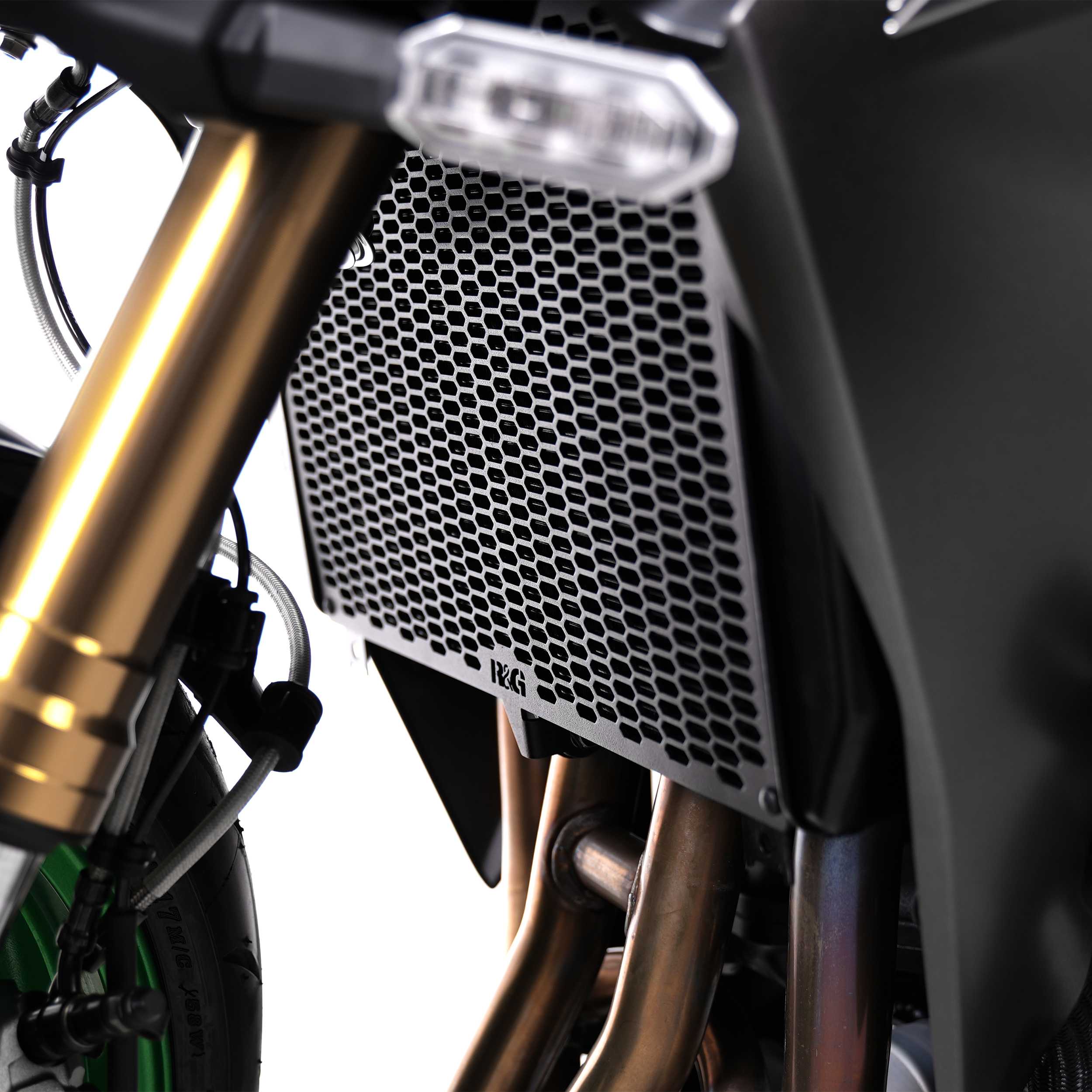 R&G Pro Radiator Guard for Kawasaki Z750 (07-13)