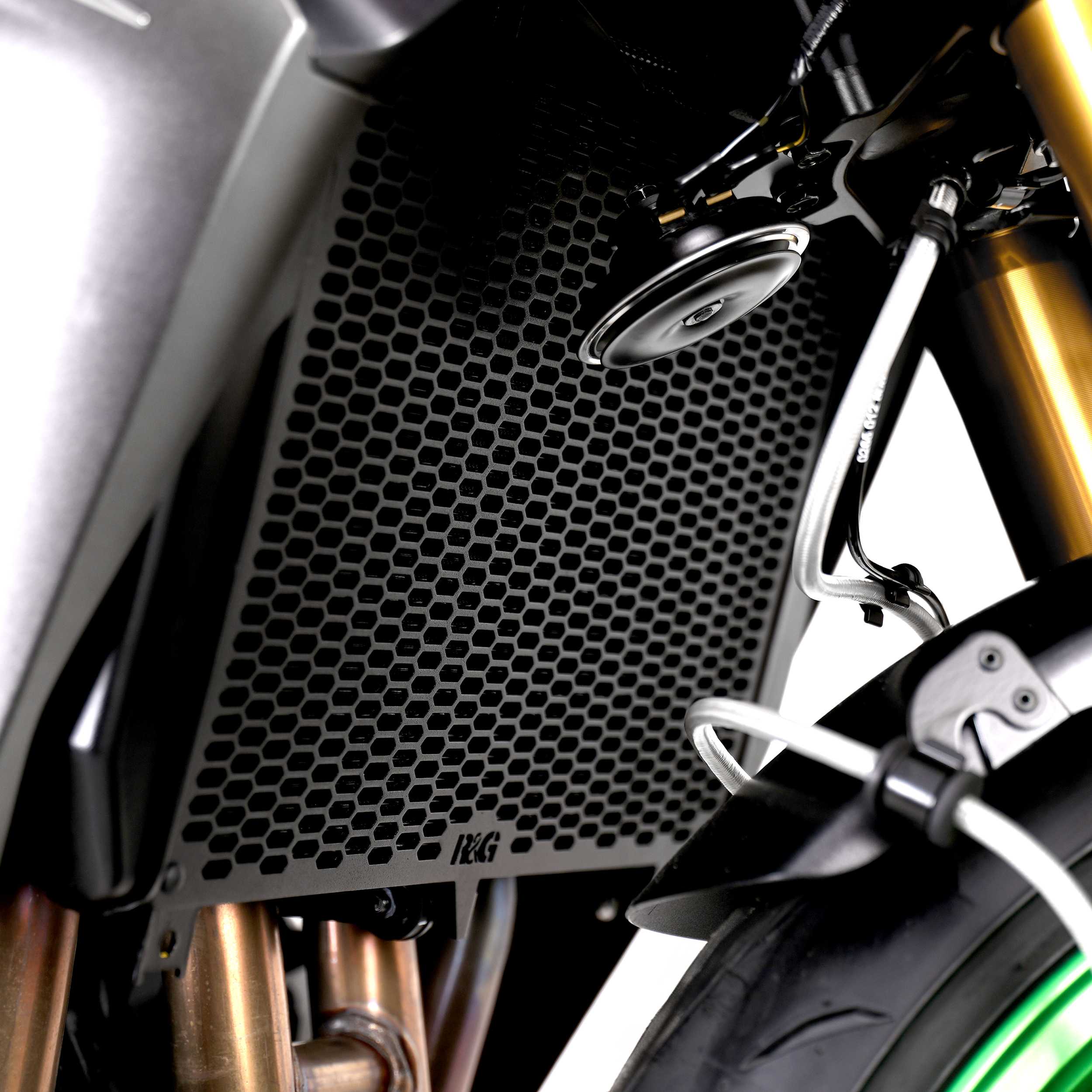 R&G Pro Radiator Guard for Kawasaki Versys 1100 (25-26) Secondary image