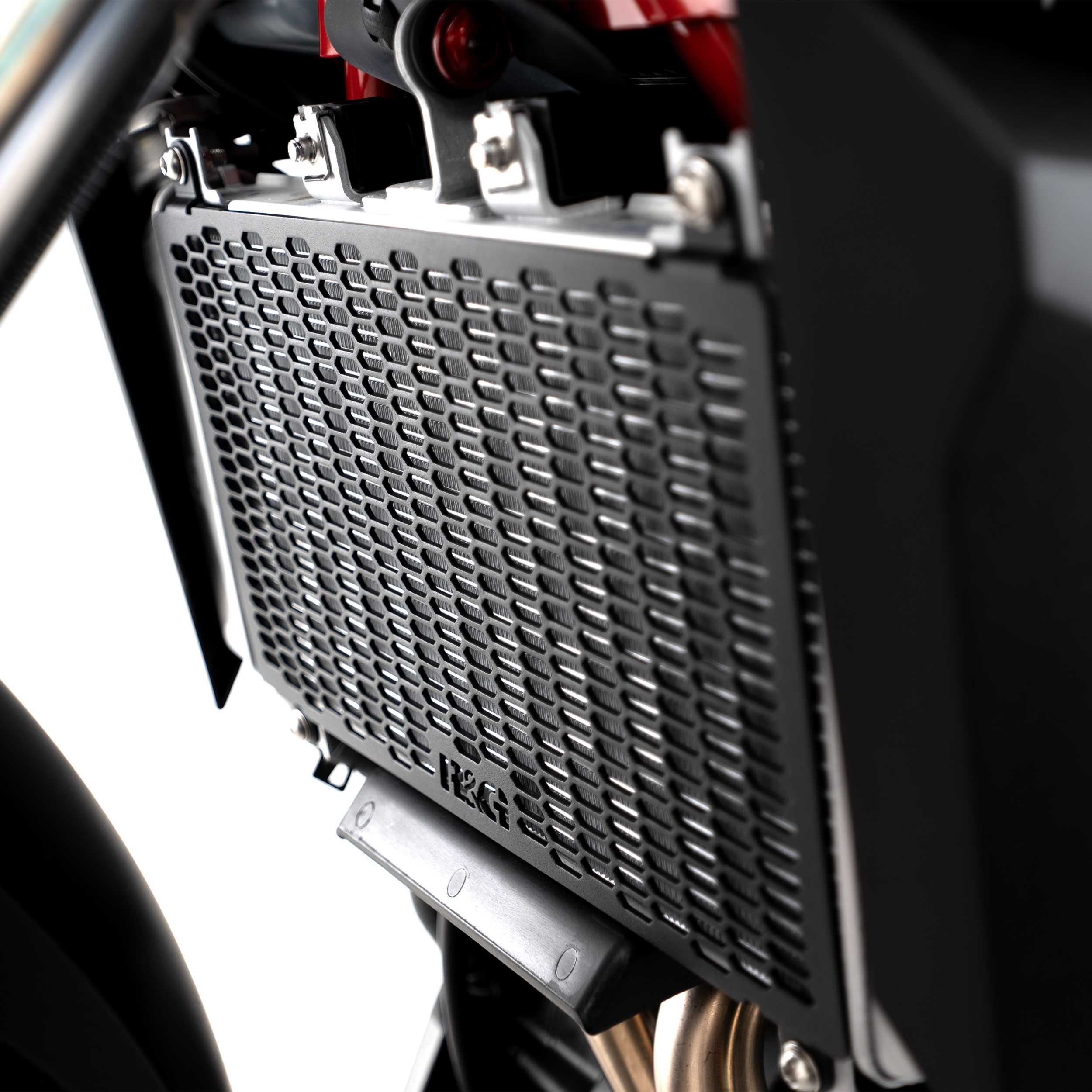 R&G Pro Radiator Guard for Kawasaki Z250 (19-26)