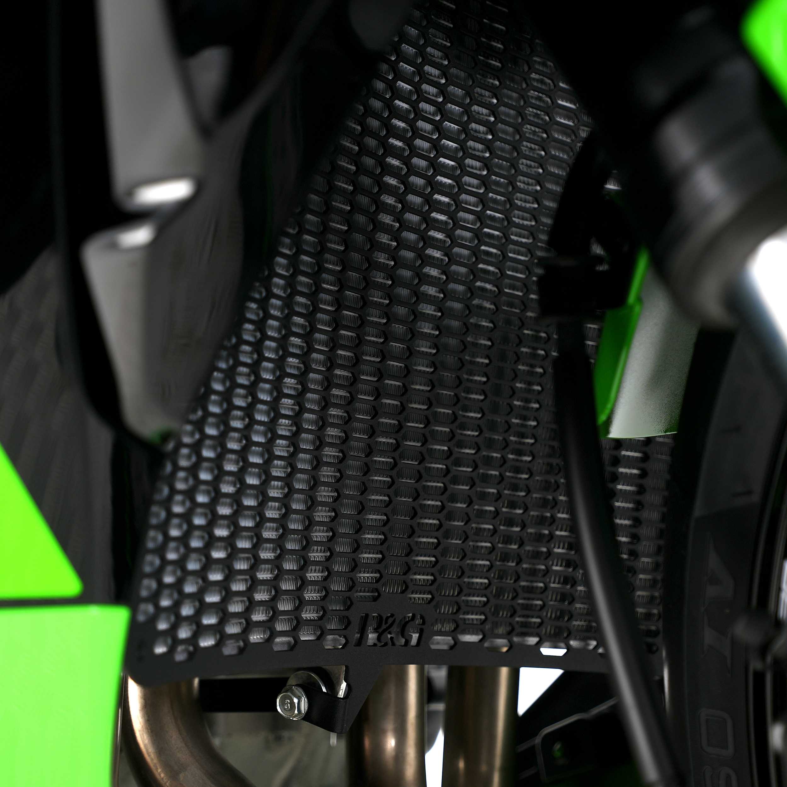 R&G Pro Radiator Guard for Kawasaki ZX6-R (13-26)