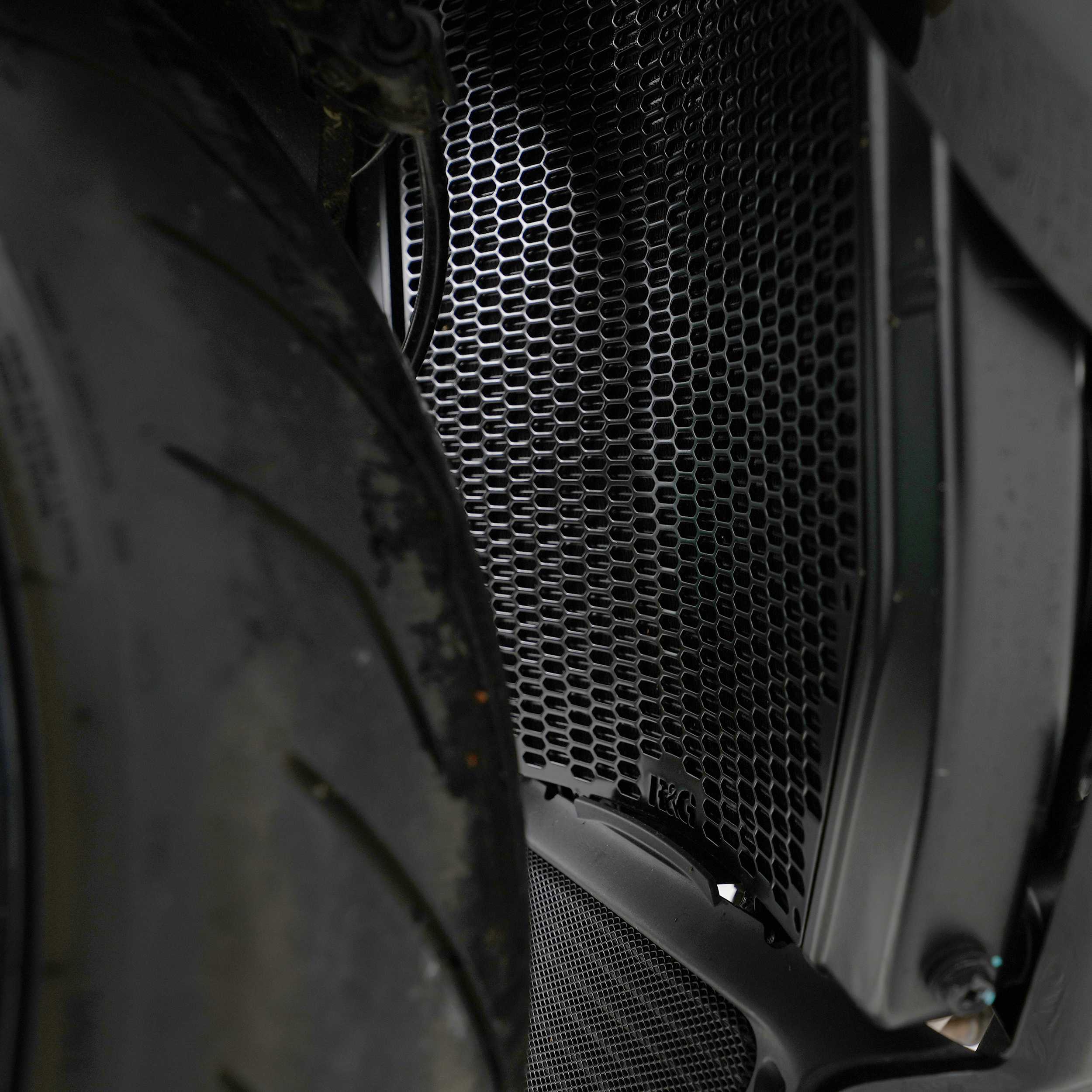 R&G Pro Radiator Guard for Ducati Diavel V4 (23-26)