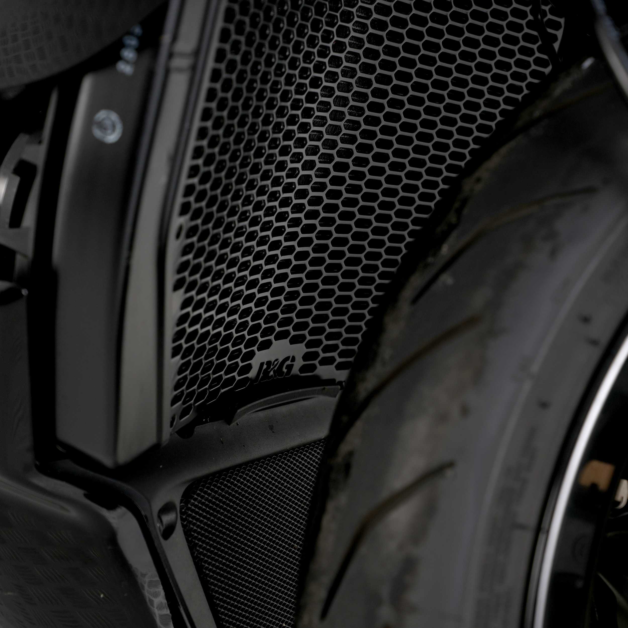 R&G Pro Radiator Guard for Ducati Diavel V4 (23-26)