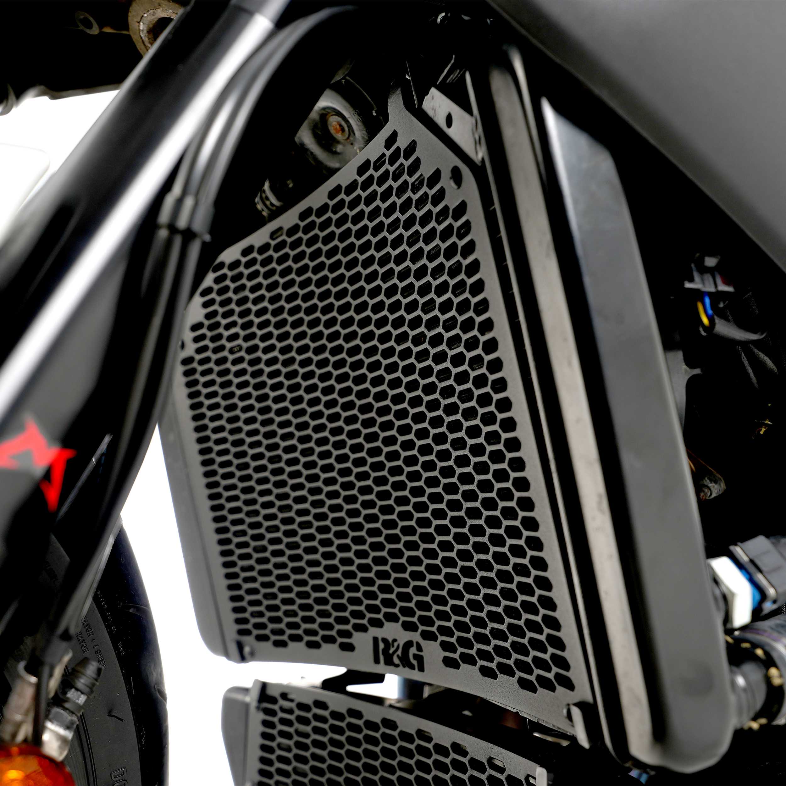 R&G Pro Radiator Guard for MV Agusta Dragster 800 RR (21-26)