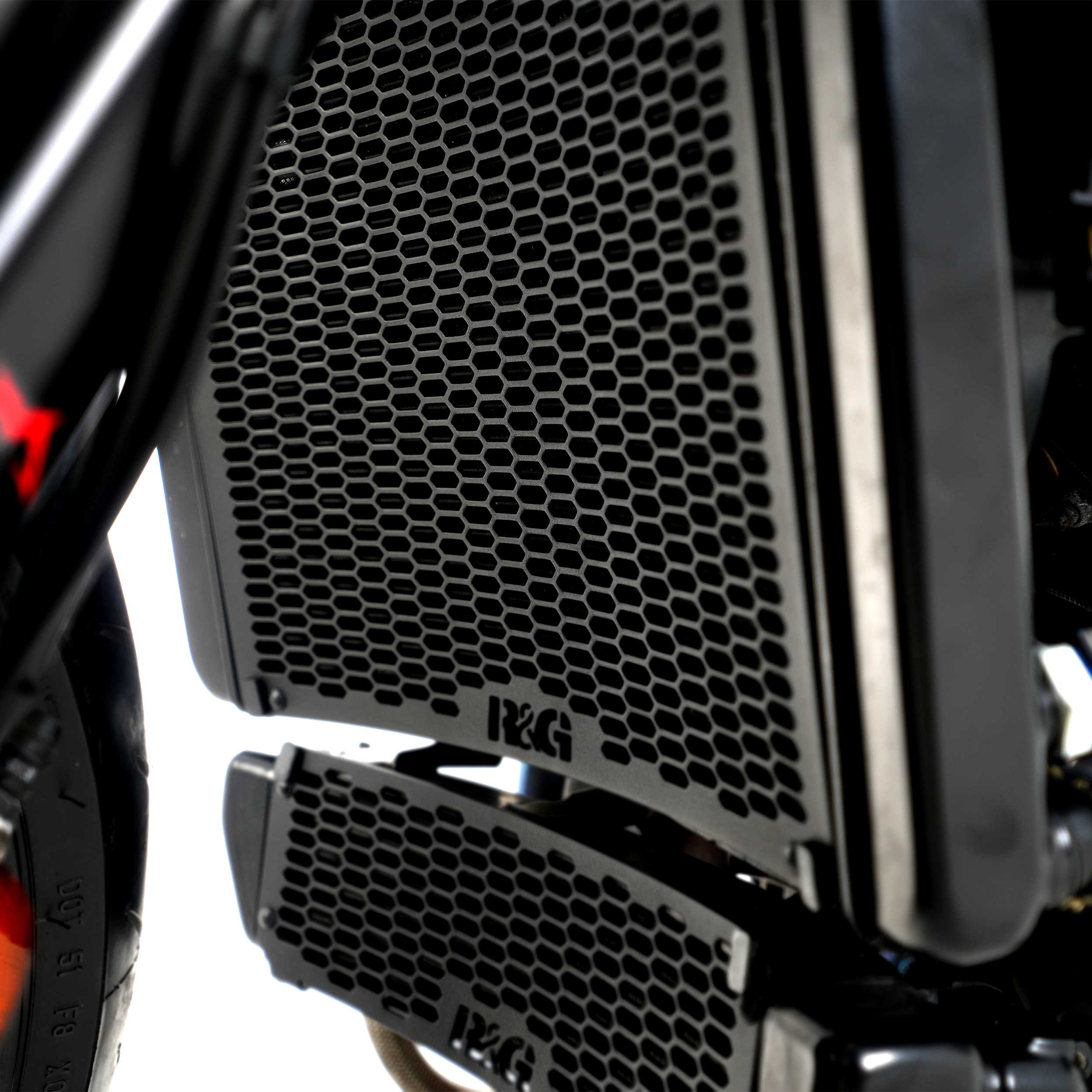 R&G Pro Radiator Guard for MV Agusta Dragster 800 RR (21-26)