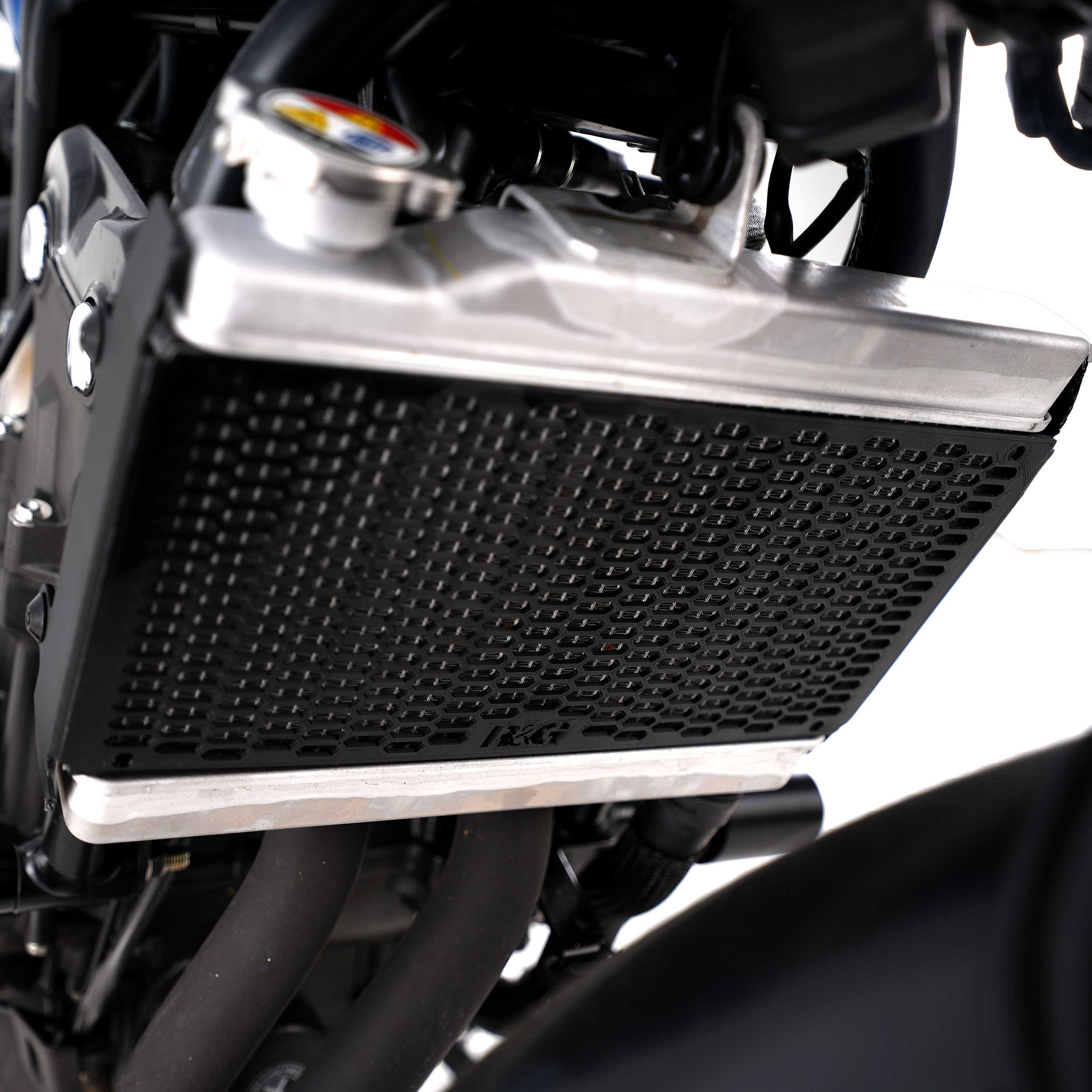R&G Pro Radiator Guard for Honda CMX500 Rebel S (17-26)