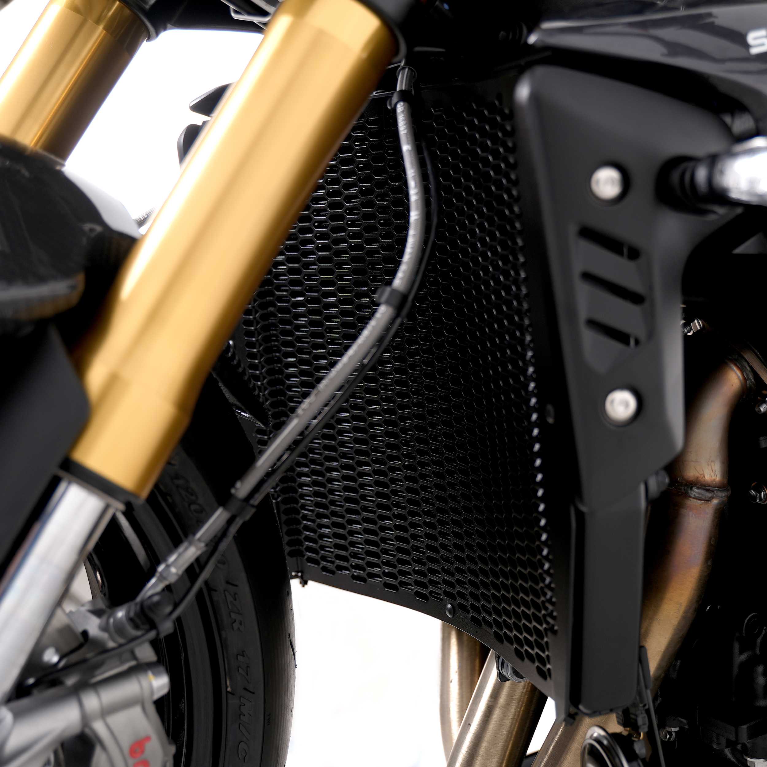 R&G Pro Radiator Guard for Triumph Speed Triple 1200 RX (25-26)