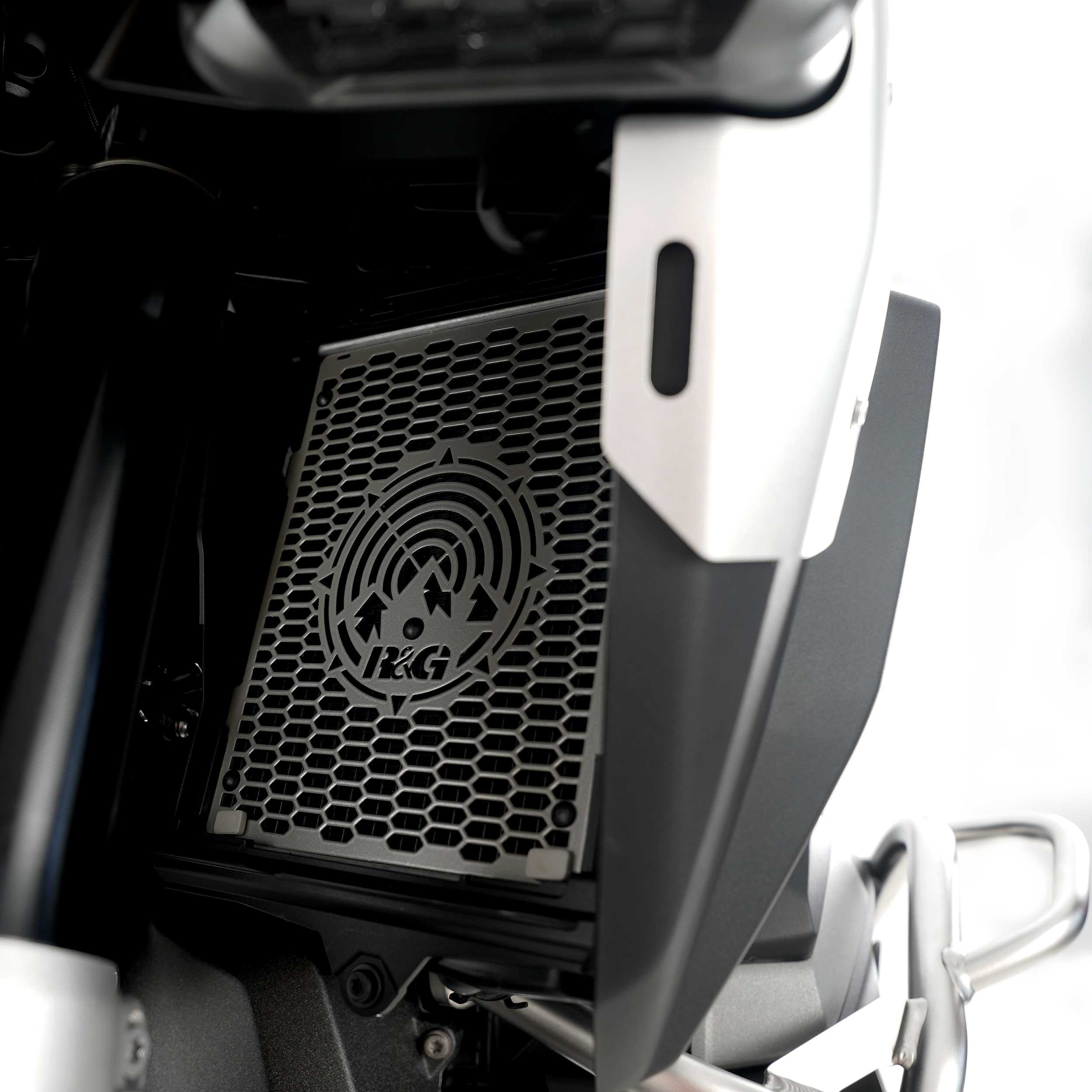 R&G Pro Radiator Guard Titanium for BMW R1300 GS Adventure (24-26)