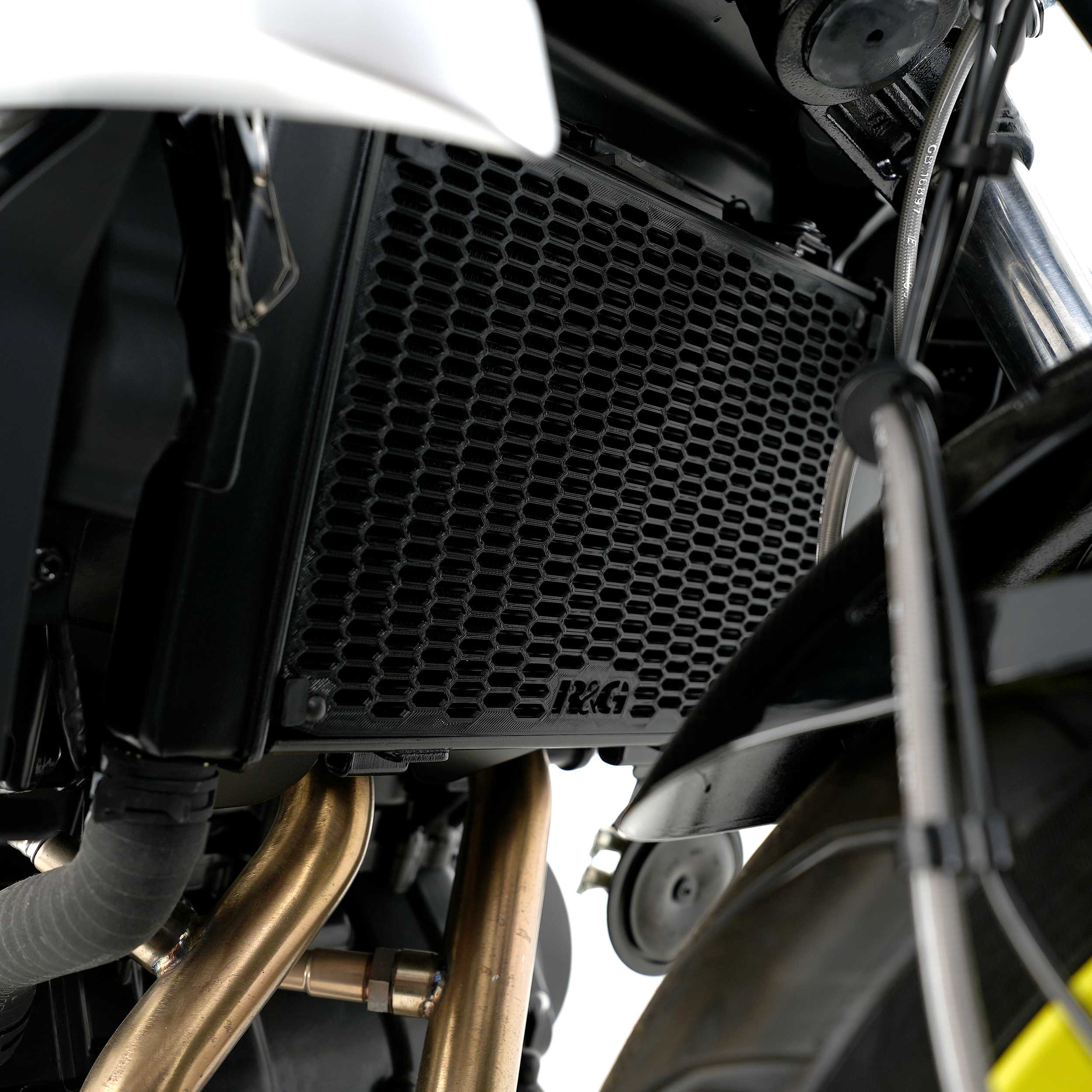 R&G Pro Radiator Guard for CFMOTO 650NK (22-23)