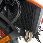 R&G Pro Radiator Guard for KTM 990 Duke (24)