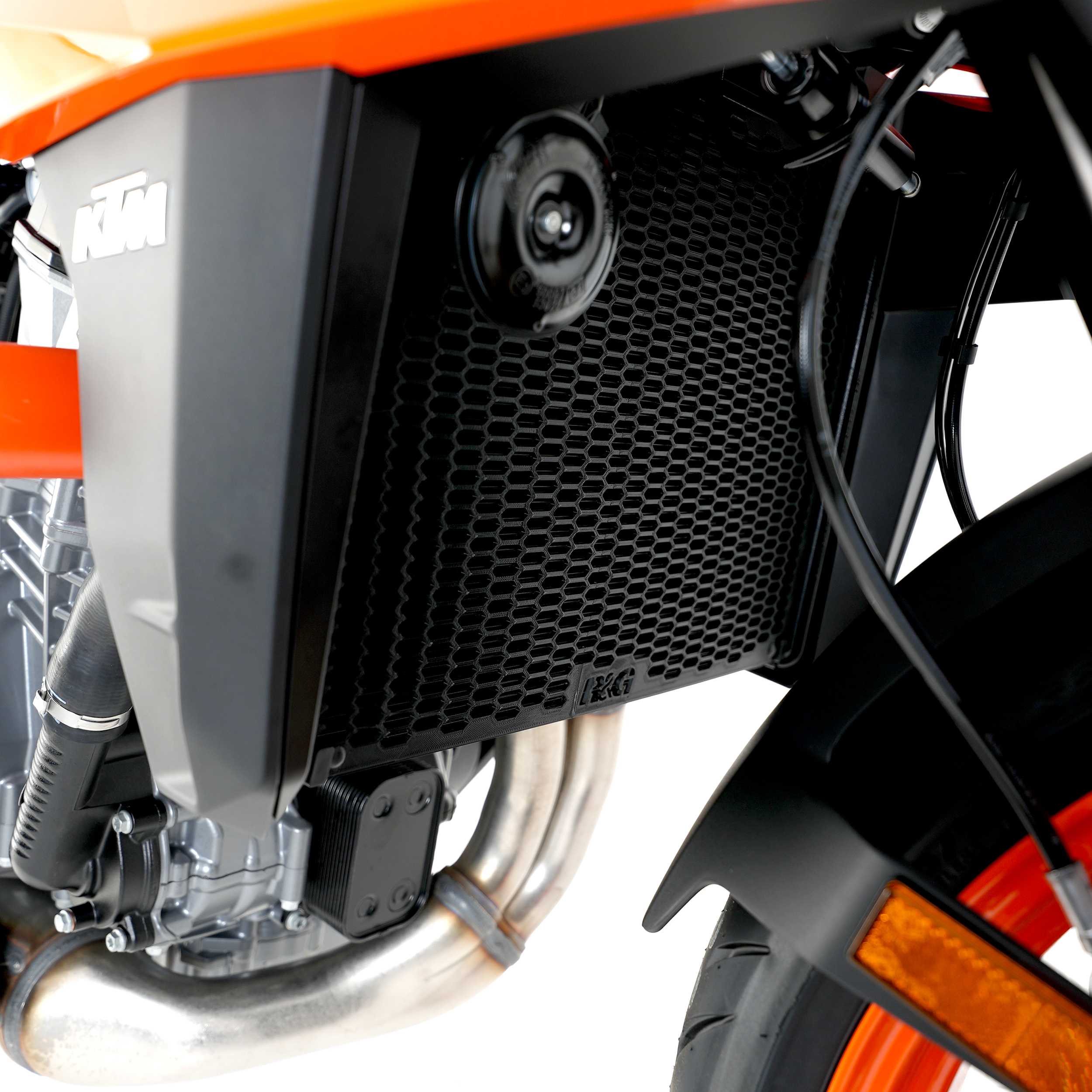 R&G Pro Radiator Guard for KTM 990 Duke (24)