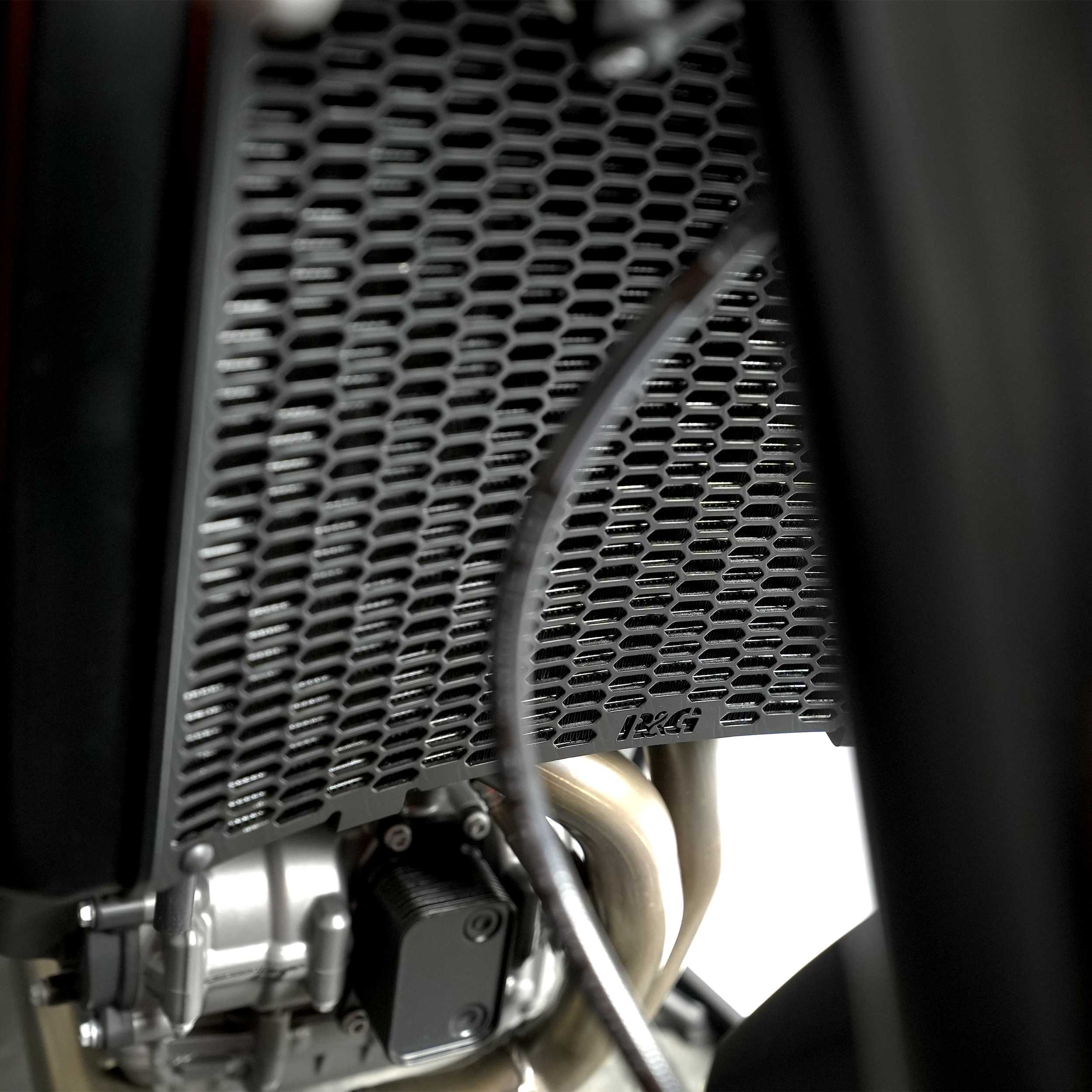 R&G Pro Radiator Guard for KTM 790 Duke (24-26)