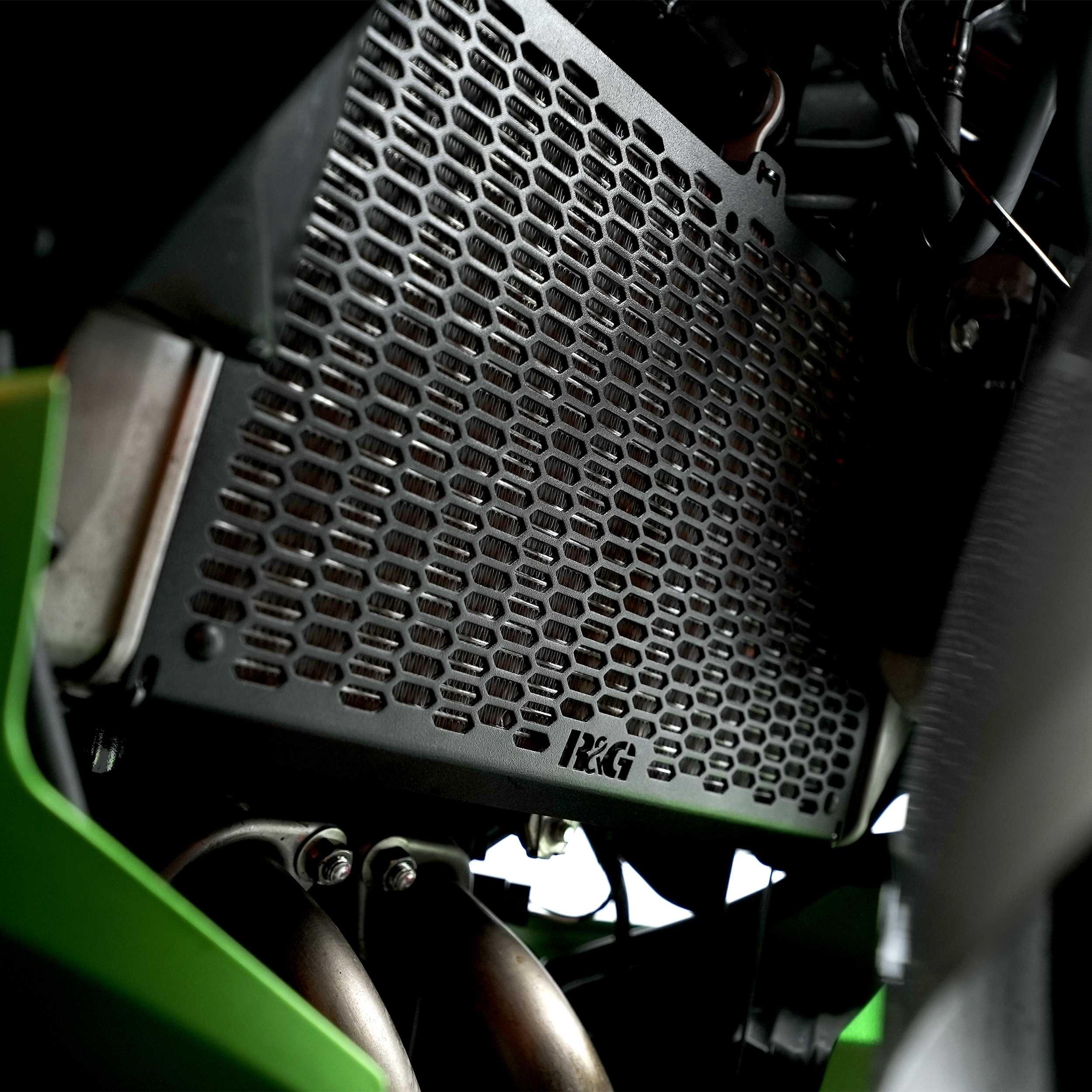 R&G Pro Radiator Guard for Kawasaki Z7 Hybrid (24-26)