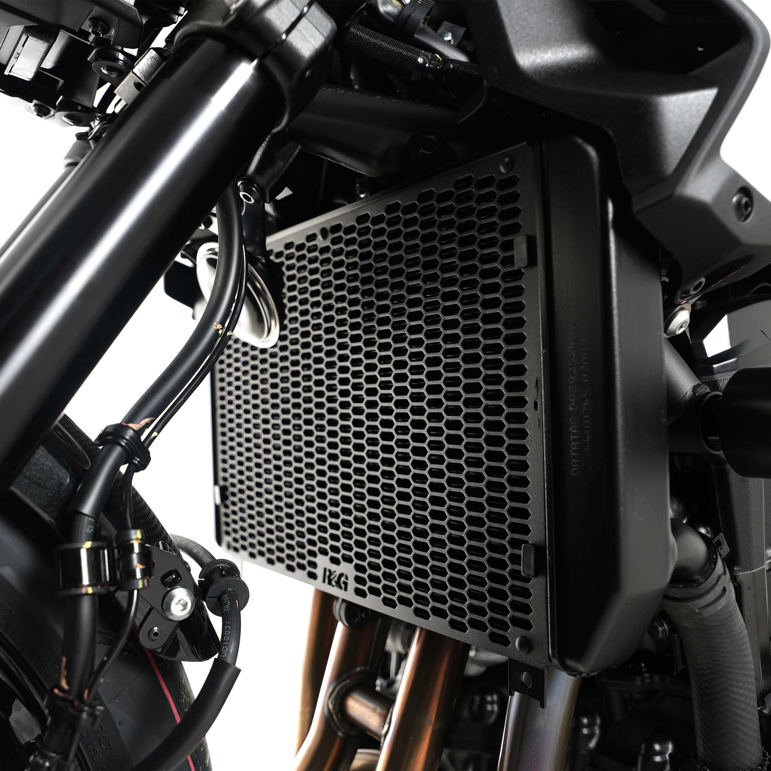 R&G Pro Radiator Guard for Kawasaki Z900 (25-26)