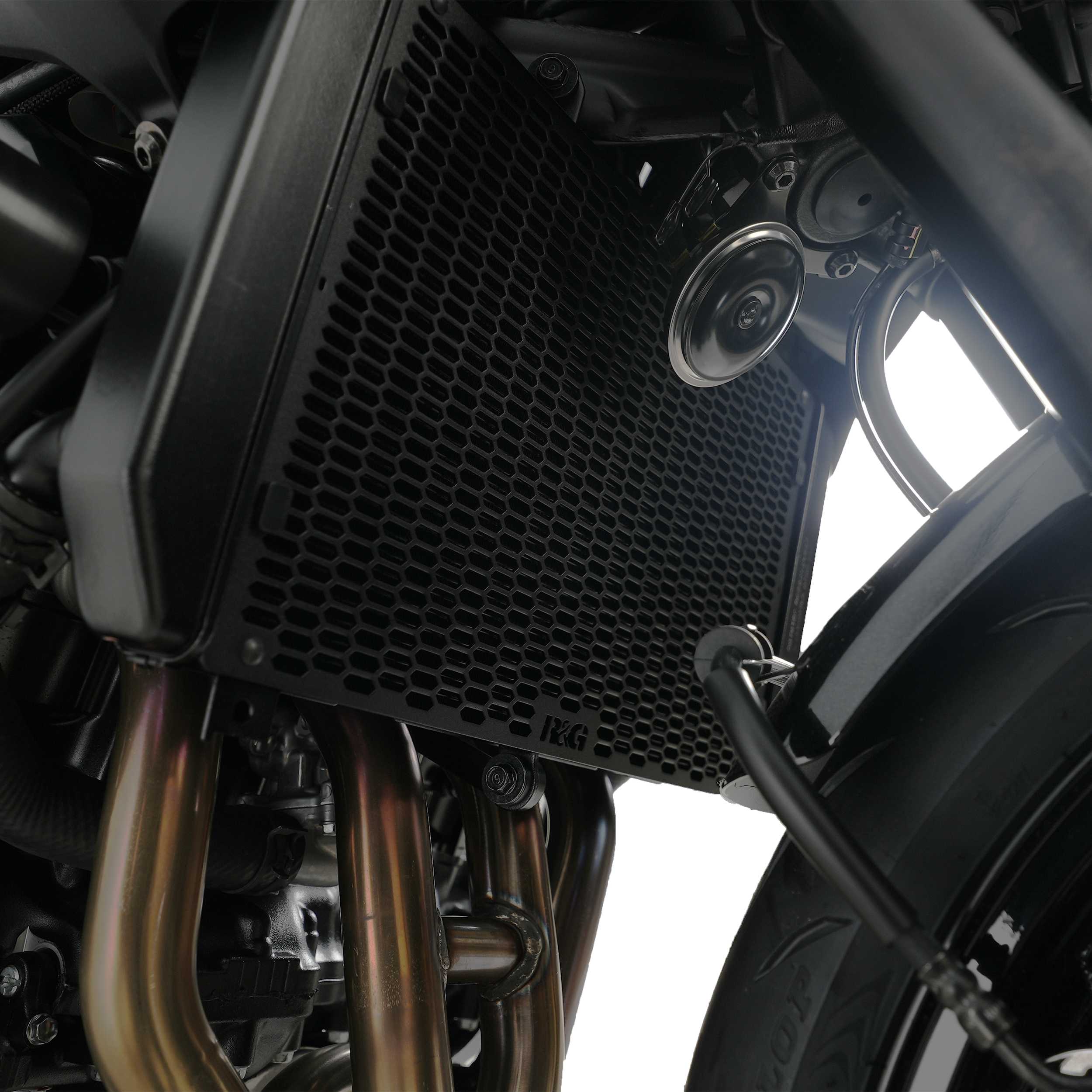 R&G Pro Radiator Guard for Kawasaki Z900 (25-26)