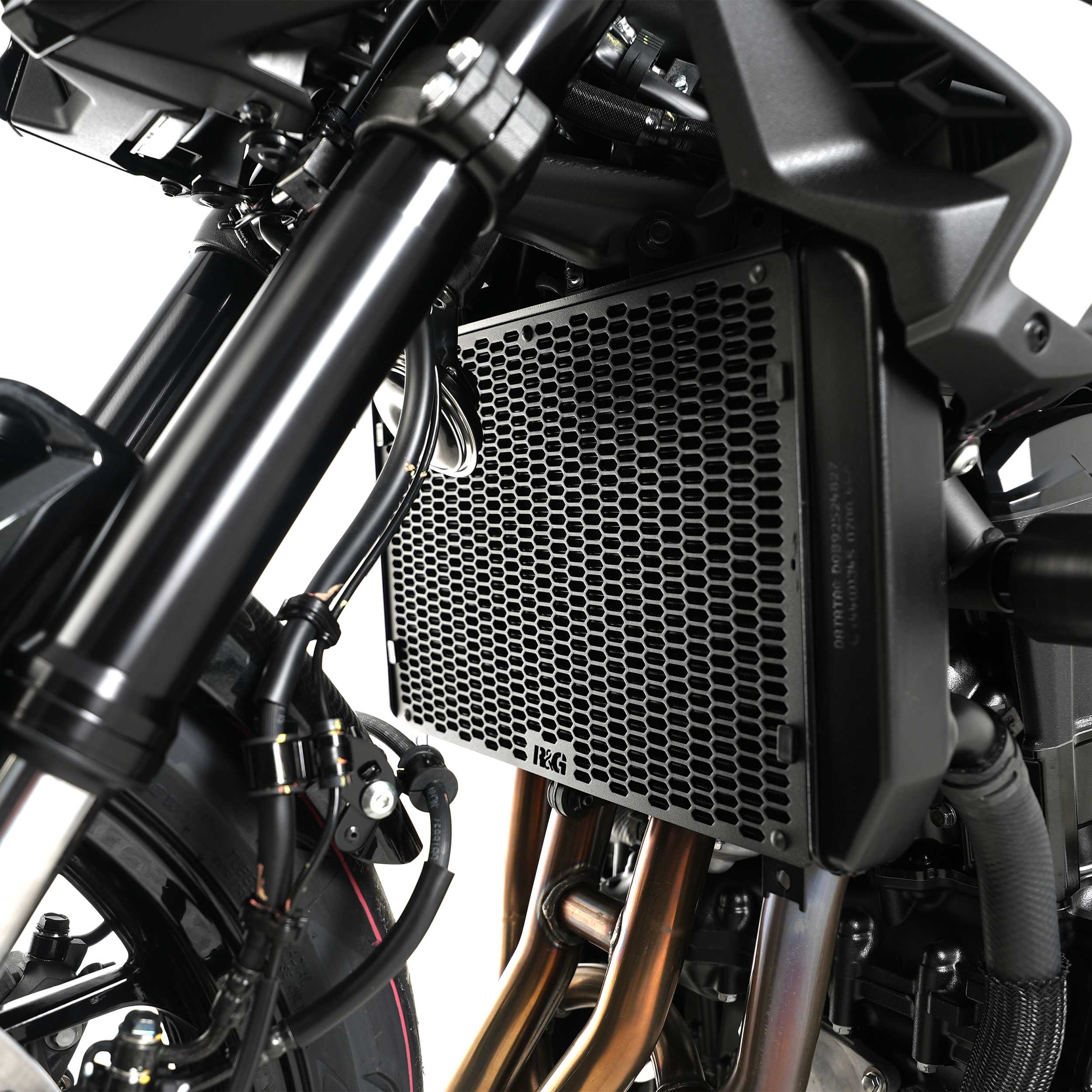 R&G Pro Radiator Guard for Kawasaki Z900 (25-26)
