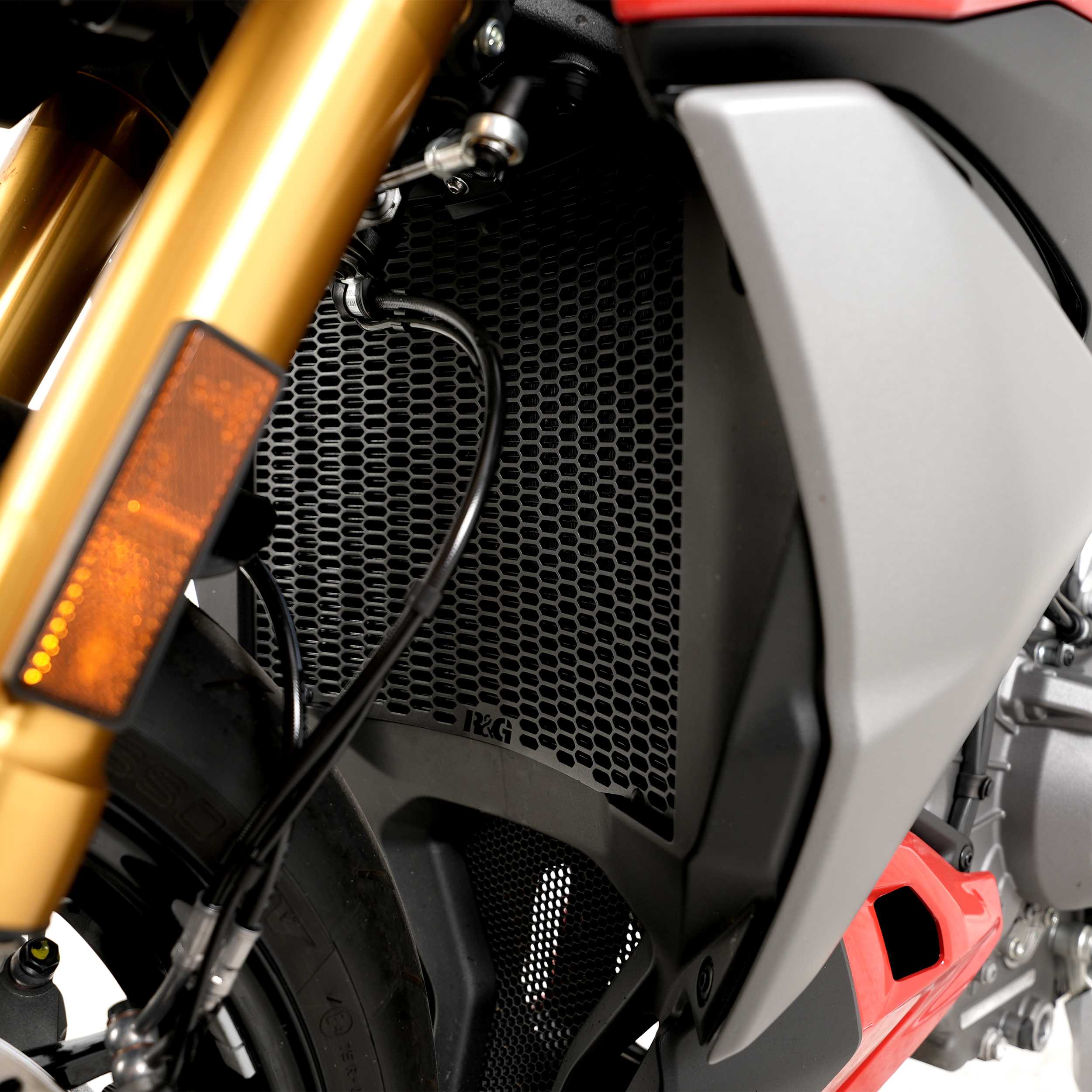 R&G Pro Radiator Guard for Ducati Streetfighter V2 S (25-26)
