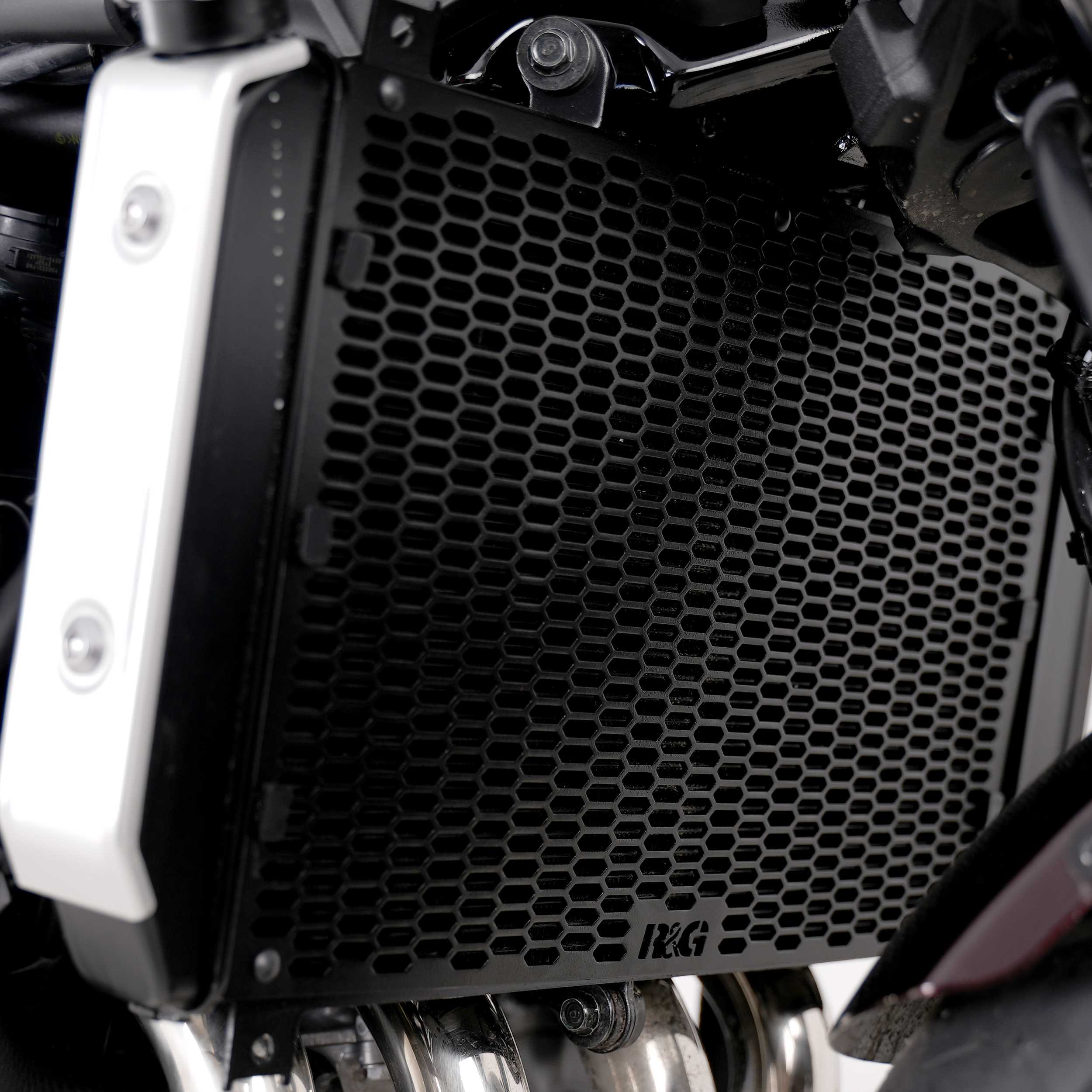 R&G Pro Radiator Guard for Kawasaki Z900 RS (21-26)