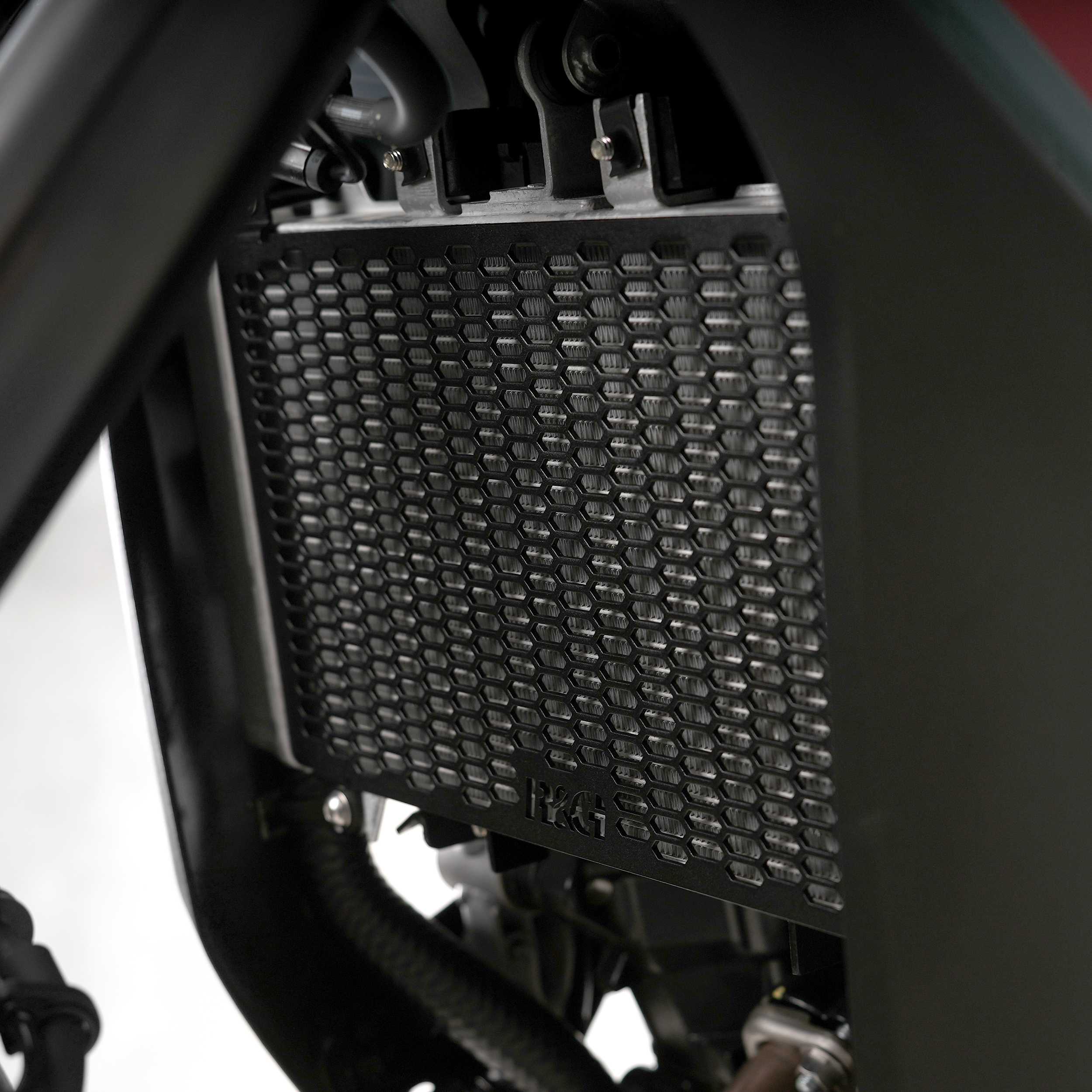 R&G Pro Radiator Guard for Kawasaki Ninja 400 (18-26)