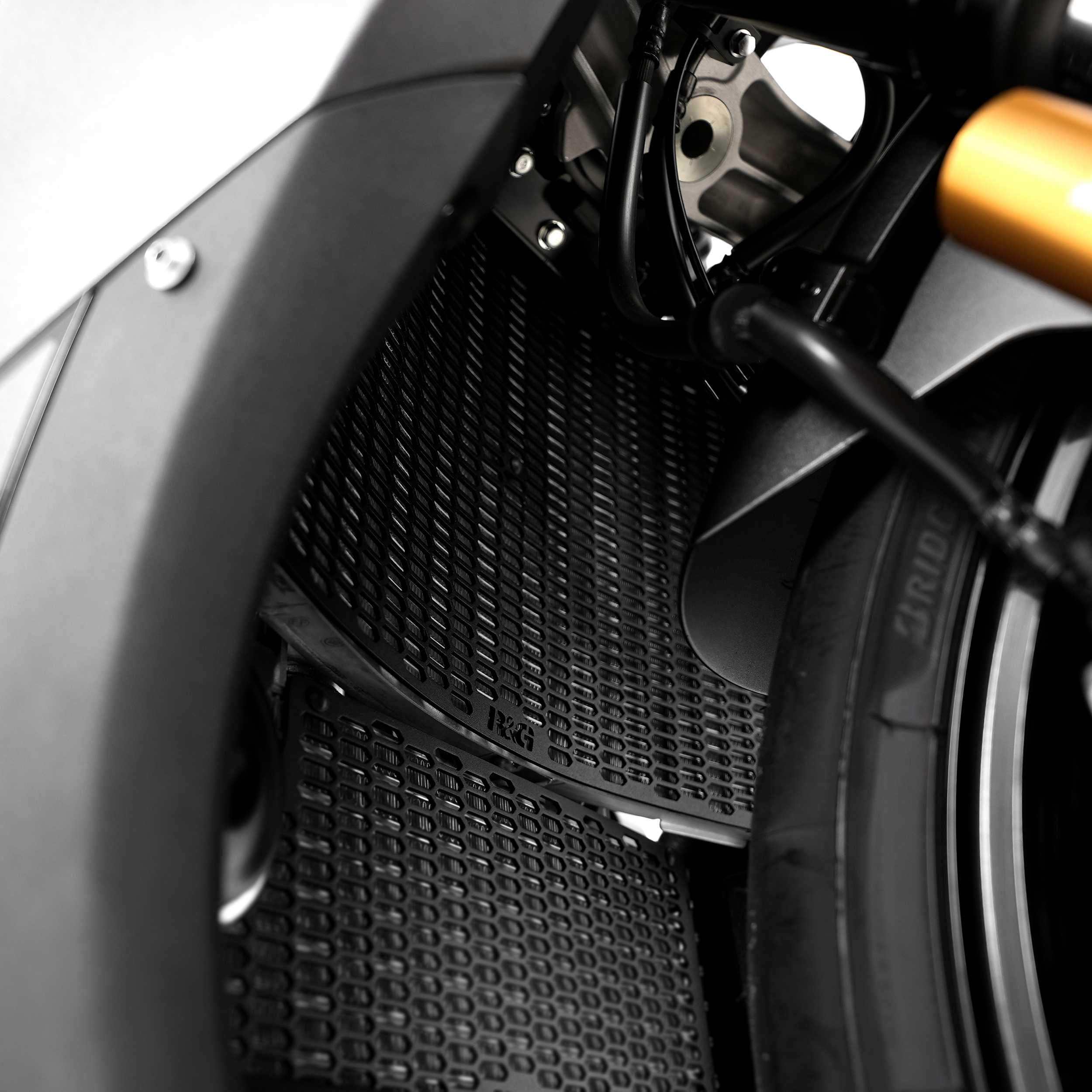 R&G Pro Radiator Guard for Kawasaki Ninja ZX-10RR (26)